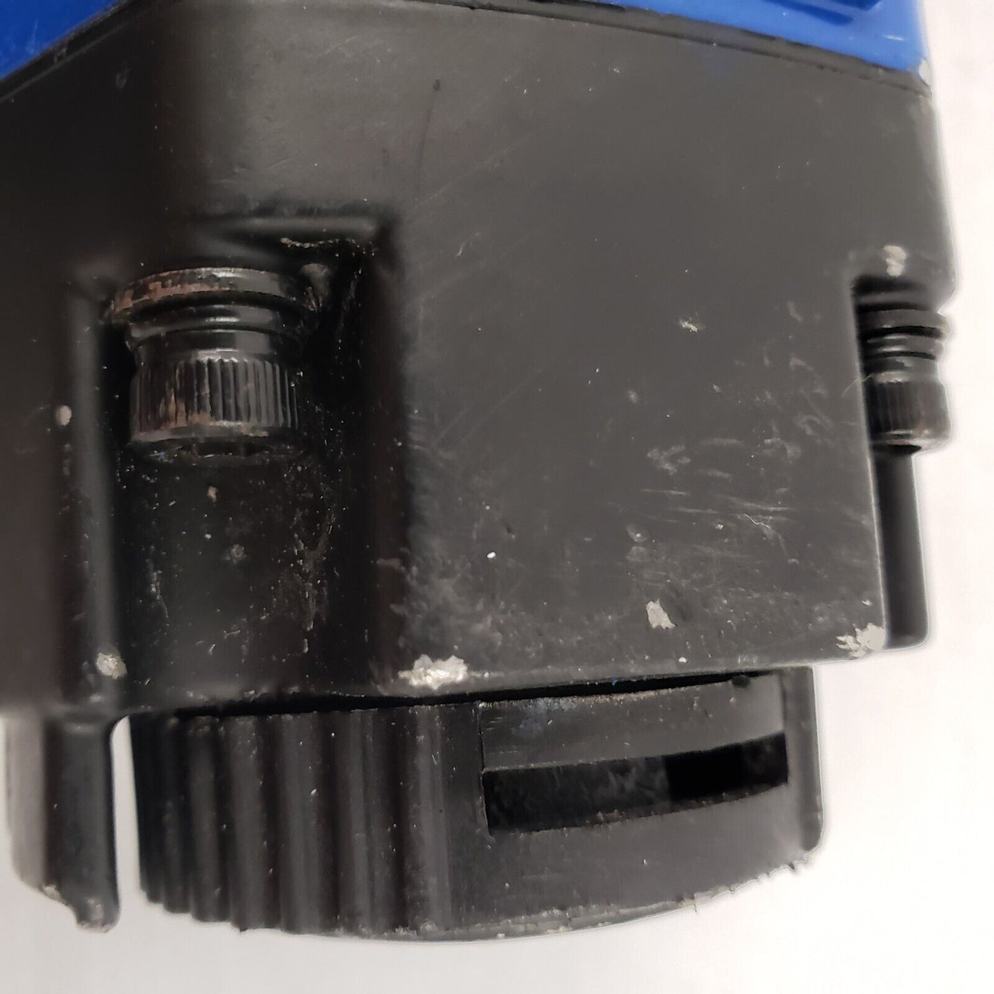 (56365-1) Powerfist 8558215 Nailer