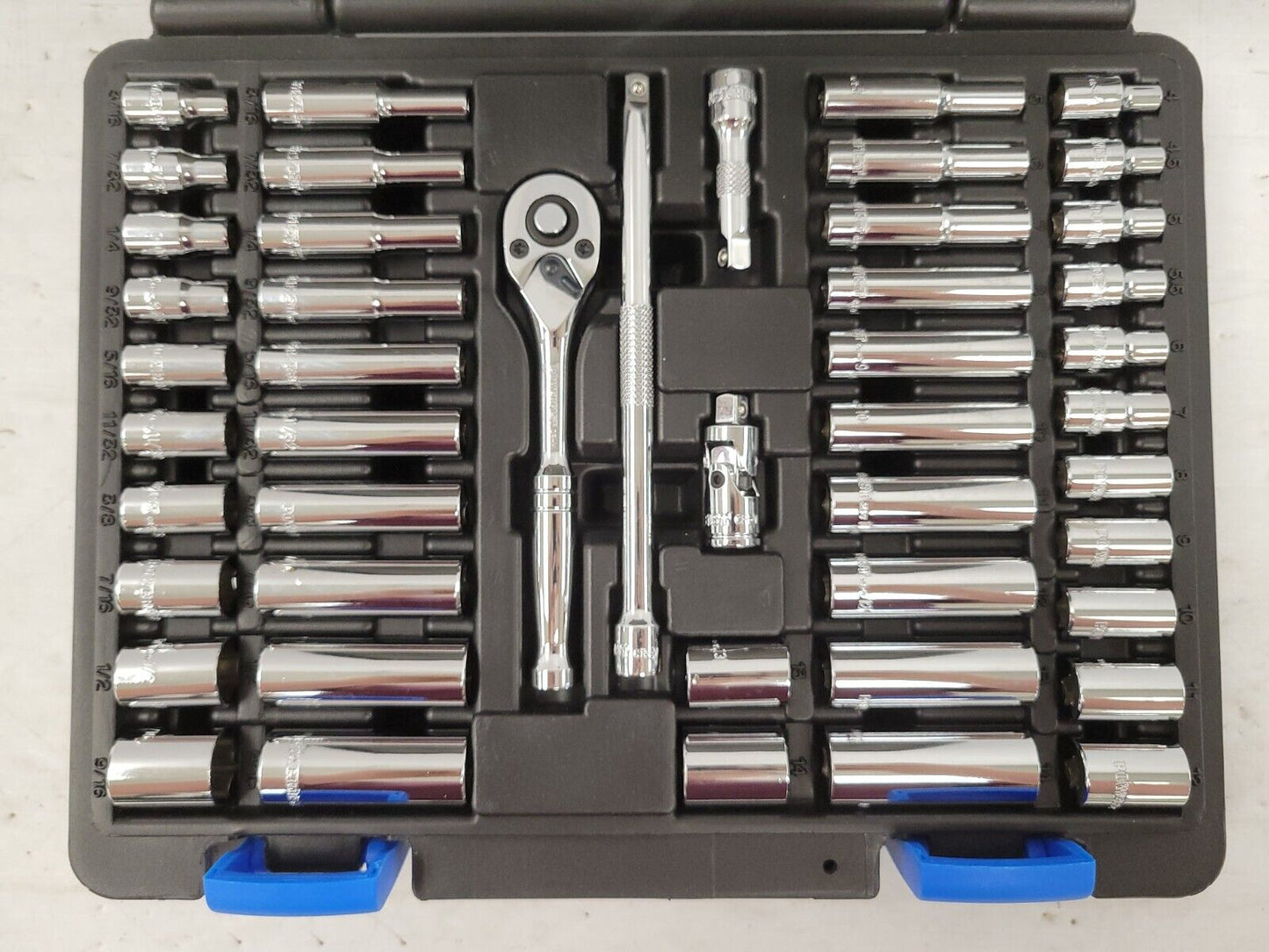 (68332-1) Powerfist 50 Piece Socket Set