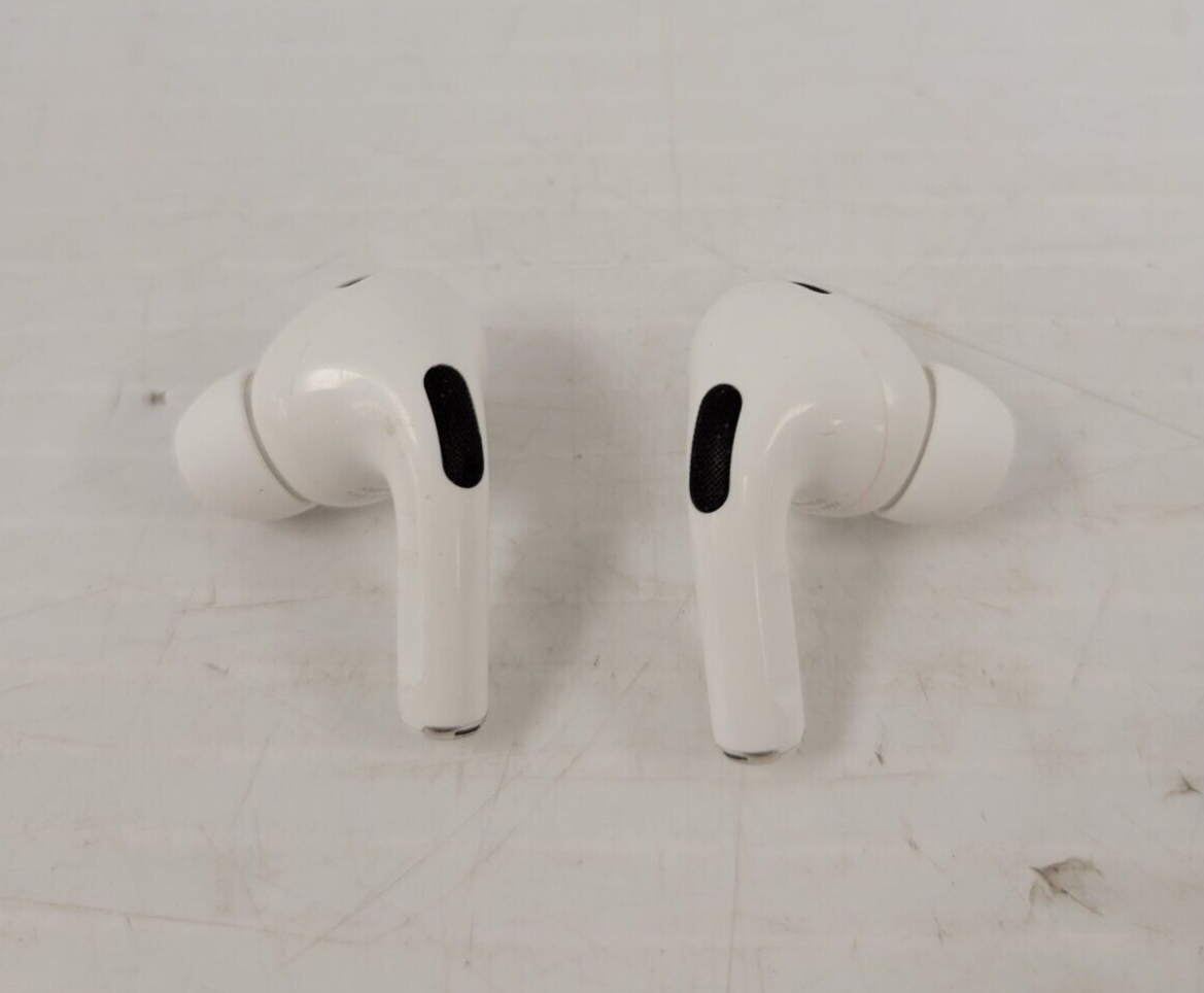 (63126-1) Apple A2968 Air Pods