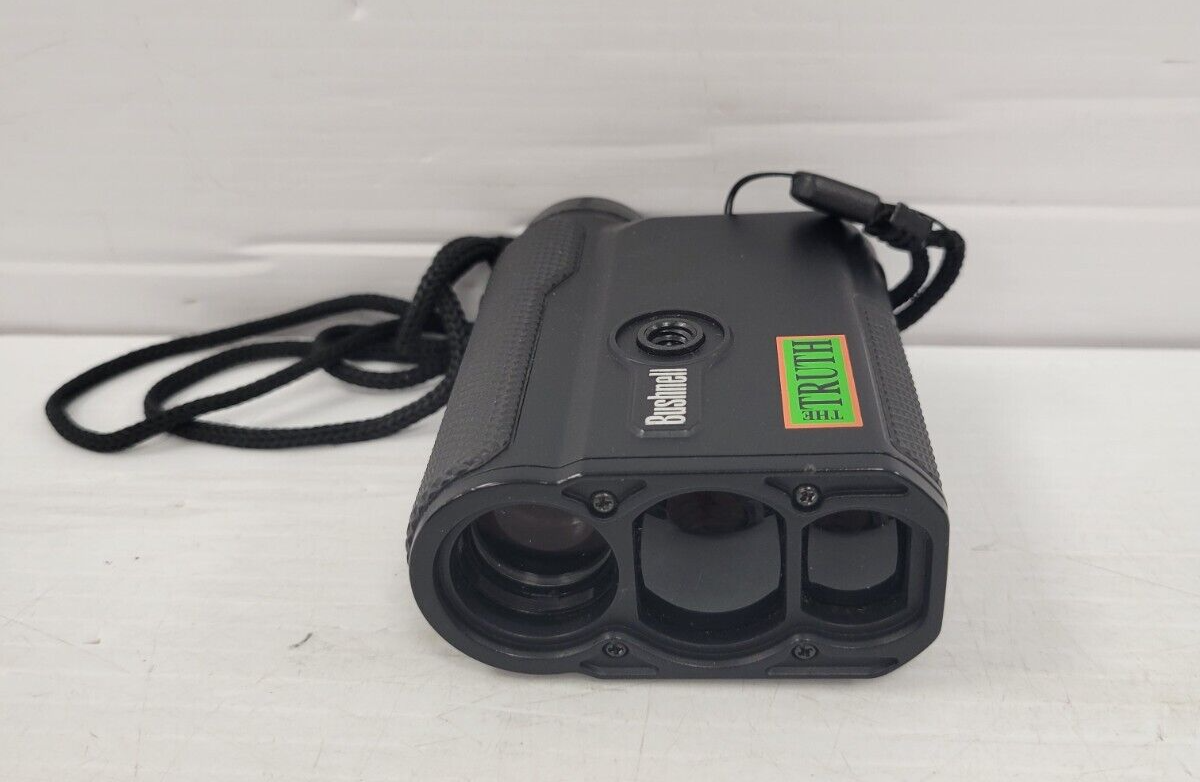 (56723-1) Bushnell 202342 Range Finder