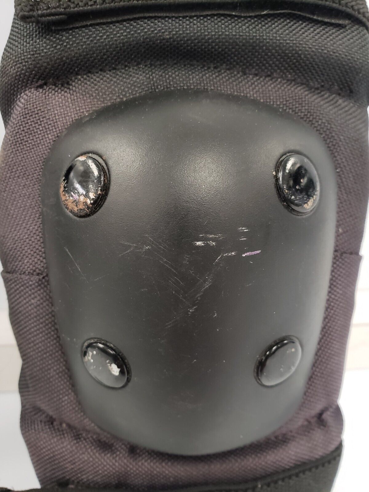 (68239-7) Scorpion Roller Blade Pads-Size Junior Regular