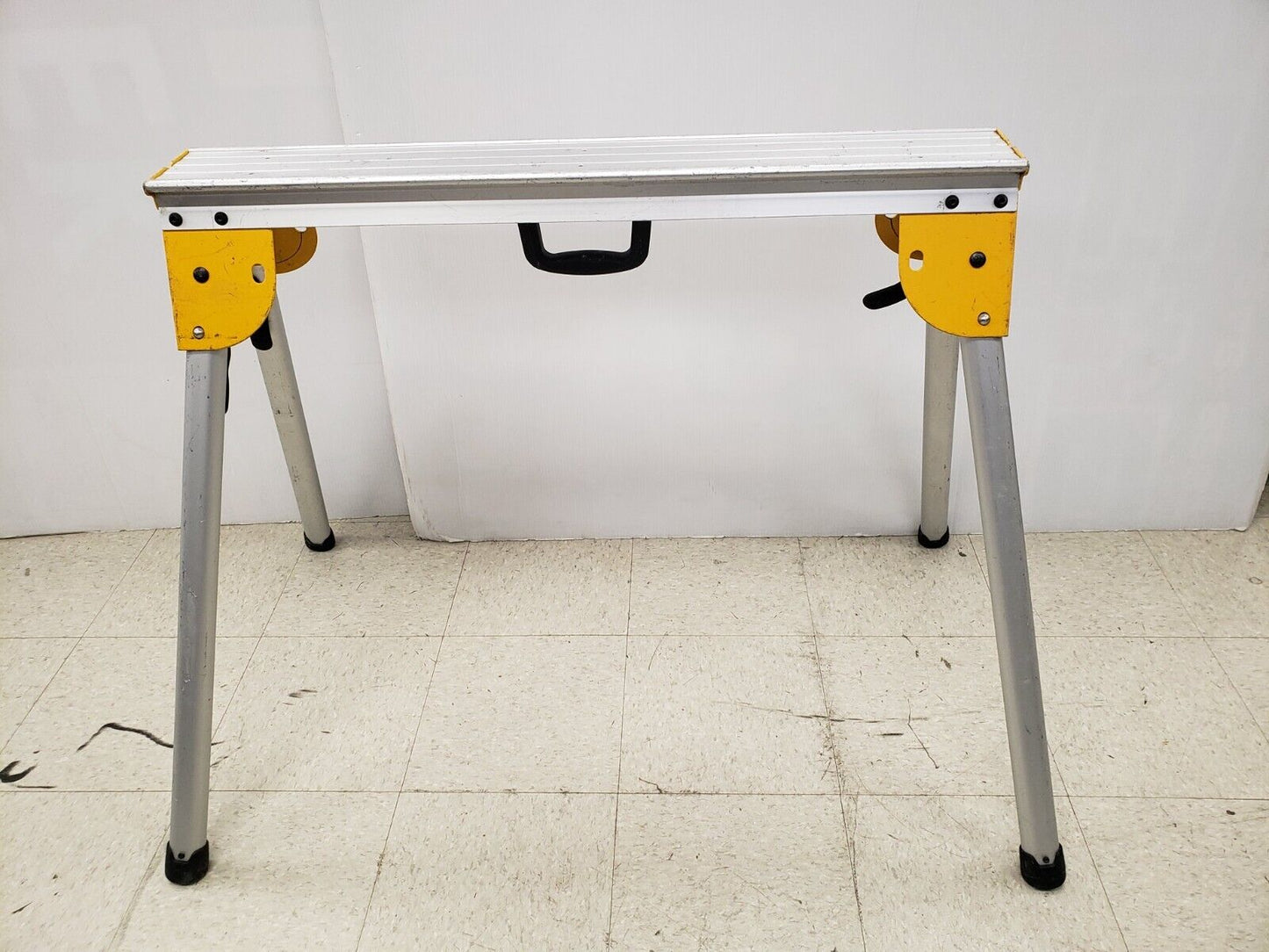(67636-1) Dewalt DWX725 Work Stand/ Miter Stand
