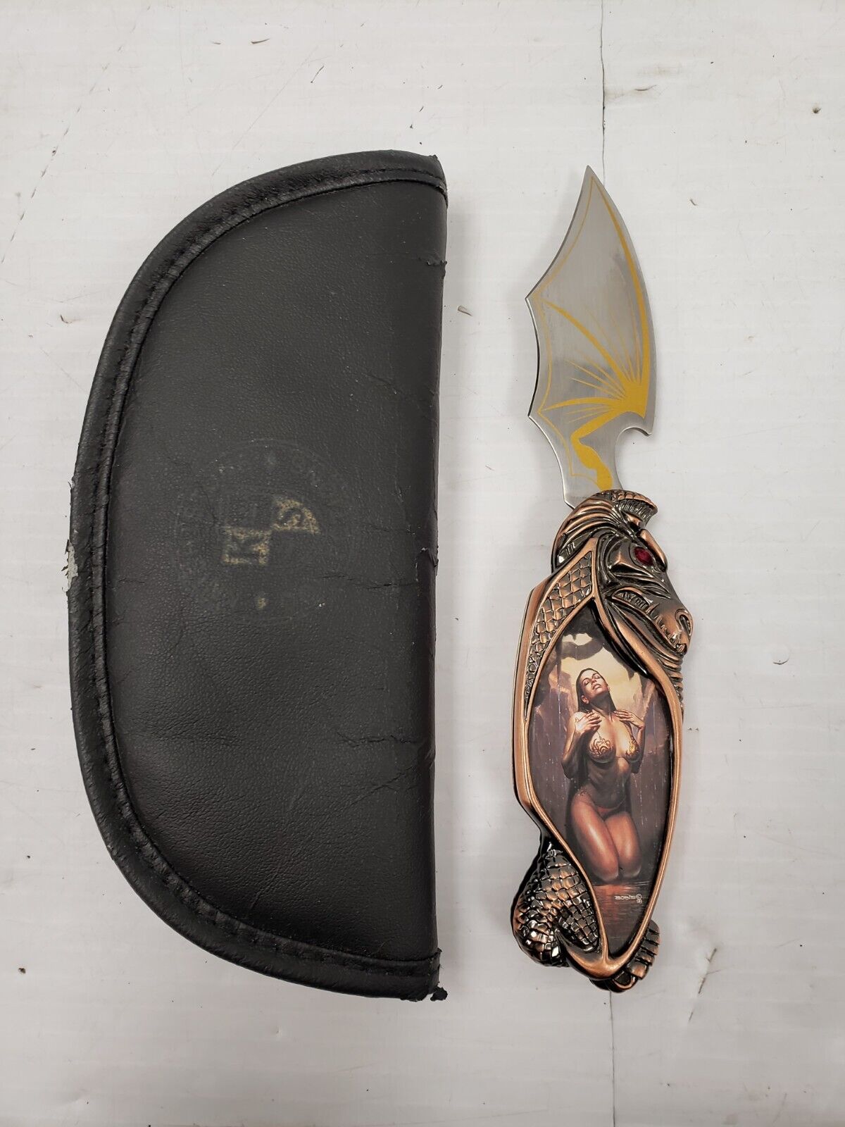 (I-35837) Franklin Mint The Mistress Of Rain Knightstone Collection Knife