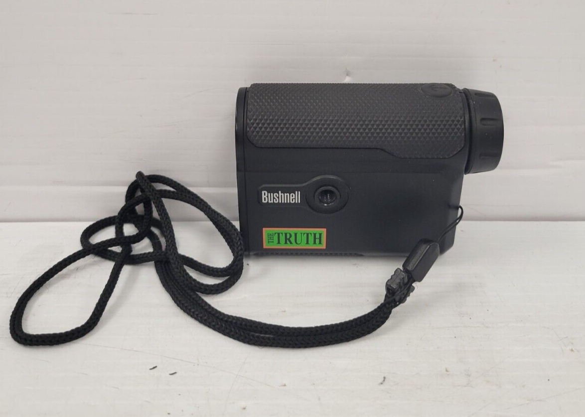 (56723-1) Bushnell 202342 Range Finder