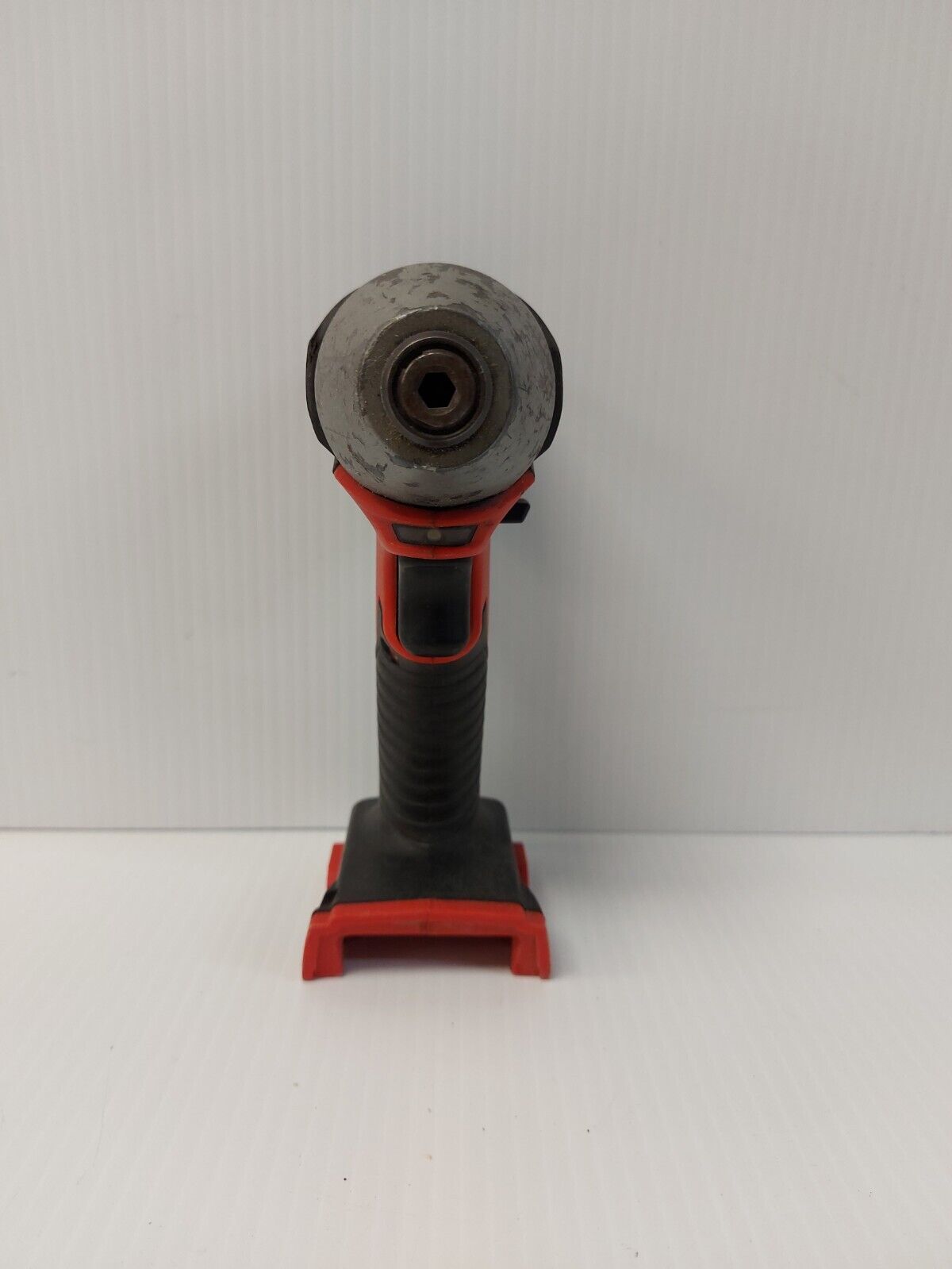 (N82333-6) Milwaukee 2656-20 1/4" Hex Impact Drill