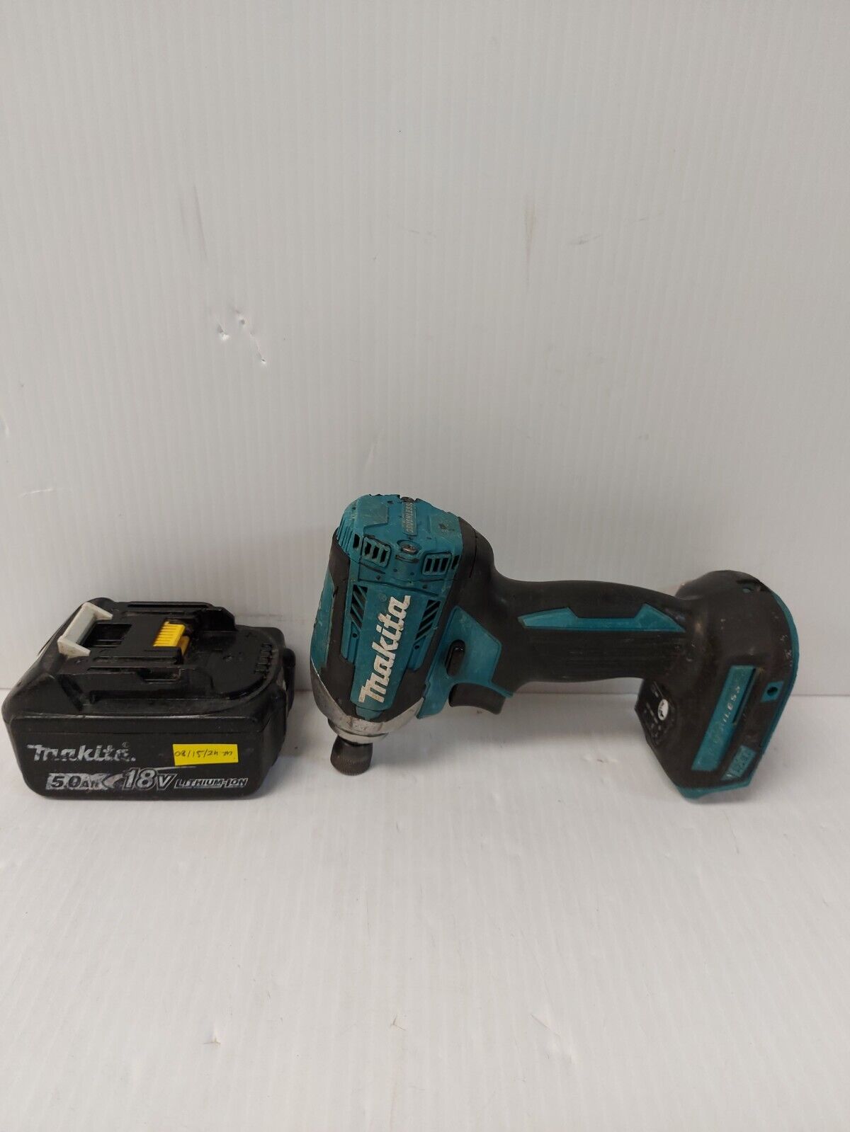 (N84649-1) Makita DTD154 Impact Driver