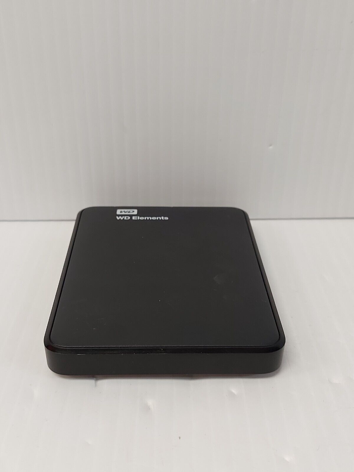 (N83112-5) WD WDBUZG0010BBK External Hard Drive