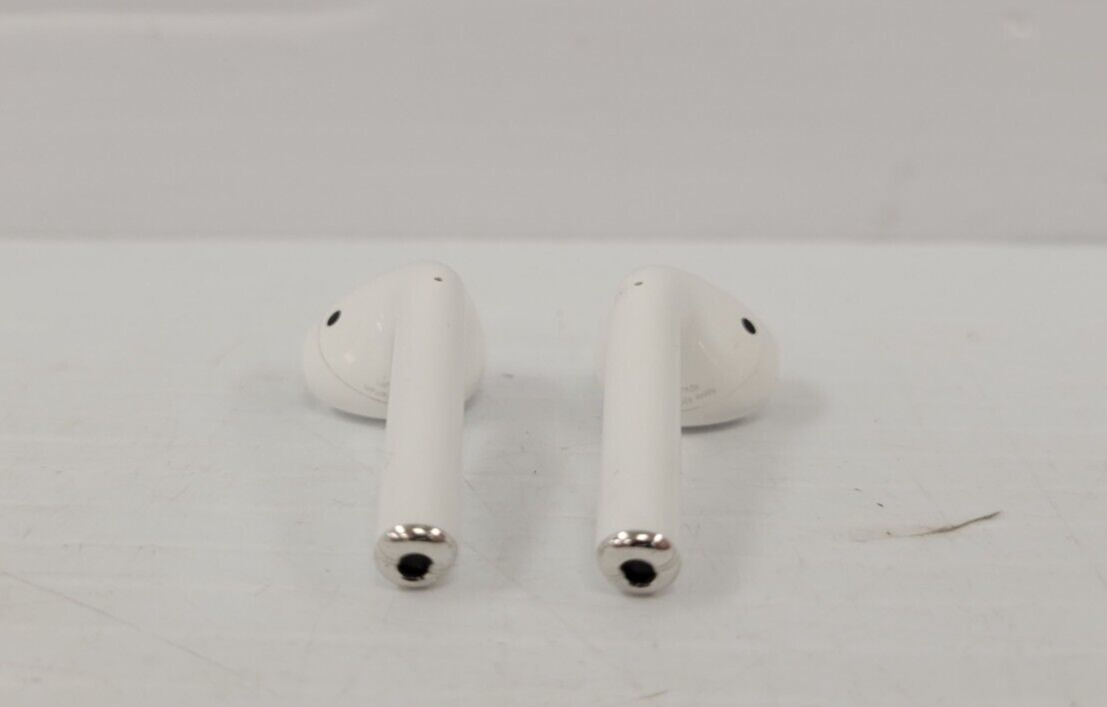 (67263-1) Apple A1602 Air Pods