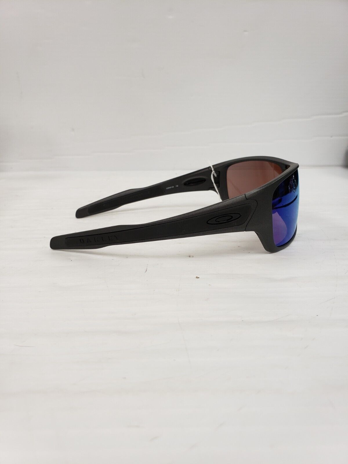 (45662-1) Oakley "Turbine Rotor" Sunglasses