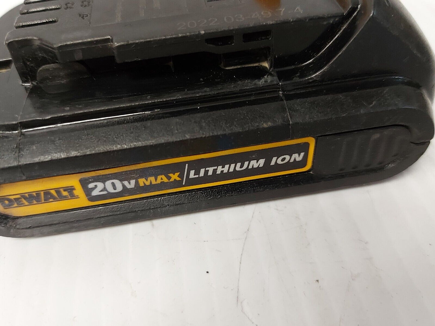 (NI-22069) Dewalt DCB201 1.5Ah Battery