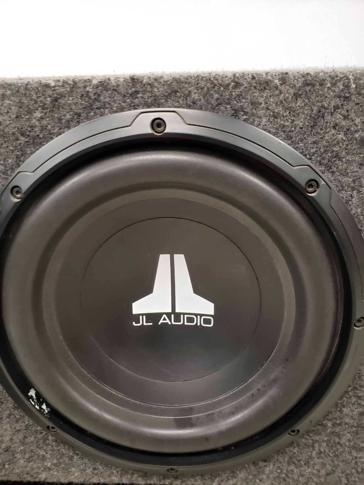 (58819-1) JL Audio Subwoofers -2X 10" in Box