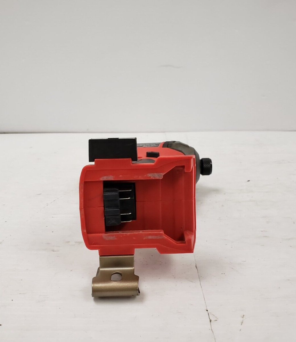 (66733-3) Milwaukee 280420 Hammer Drill