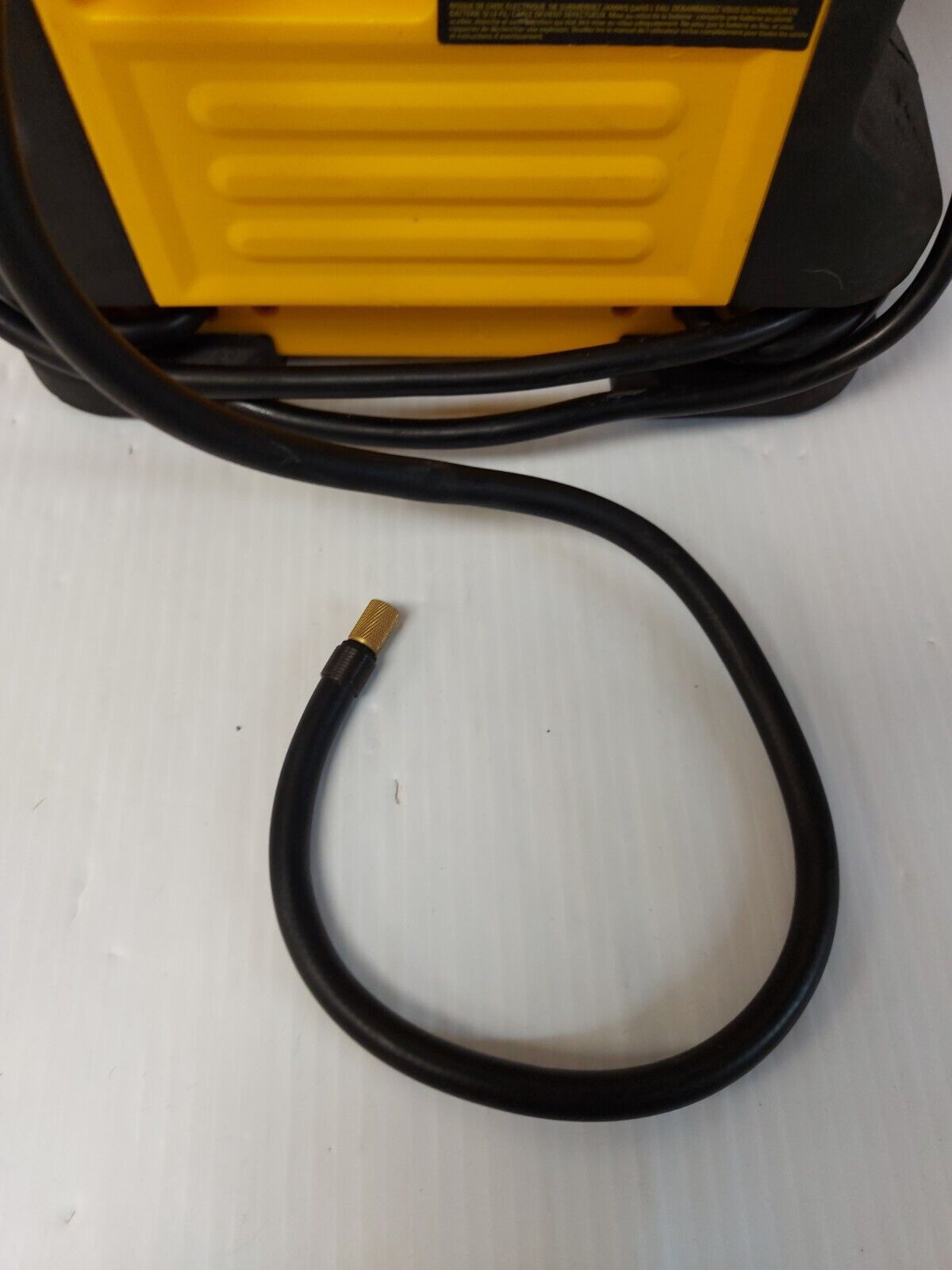 (NI-21712) DeWalt DXAEJ14CA Car Charger