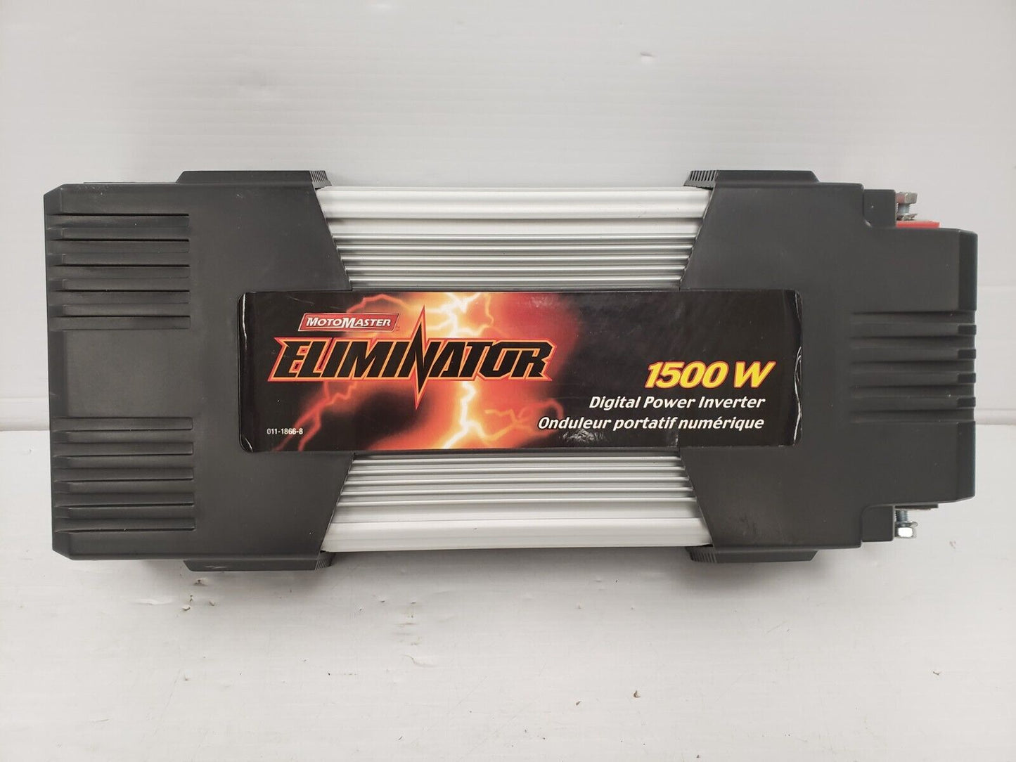 (66724-1) Motomaster Eliminator 011-1866-8 Mobile Digital Power Inverter
