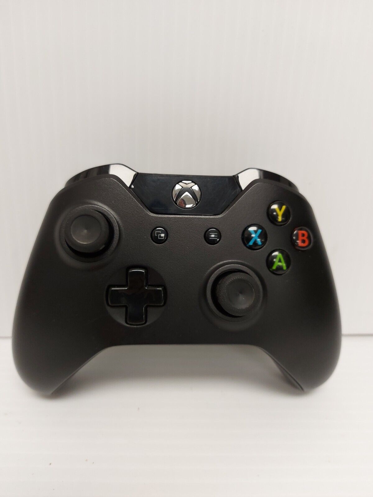 (N85125-1) Microsoft 1540 Xbox One 500GB