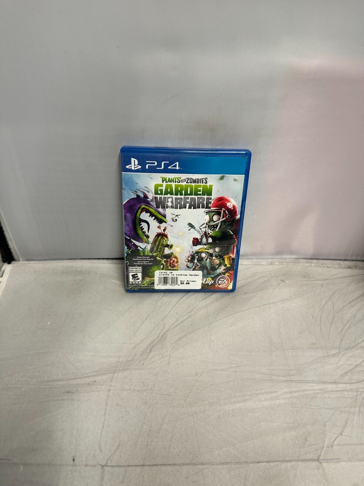 (LUP) Plants vs. Zombies: Garden Warfare (Sony PlayStation 4, 2014)
