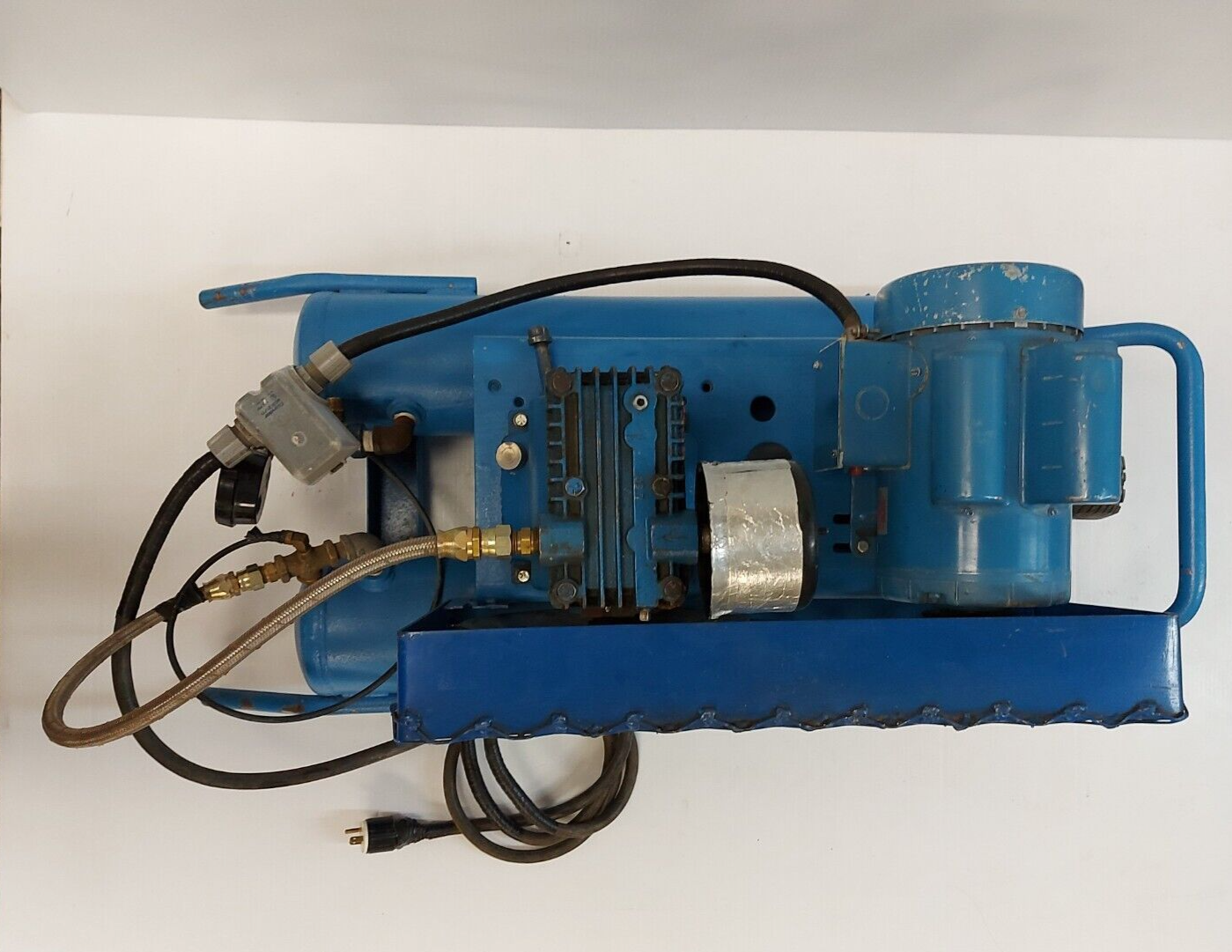 (N82547-1) Emglo Air Compressor