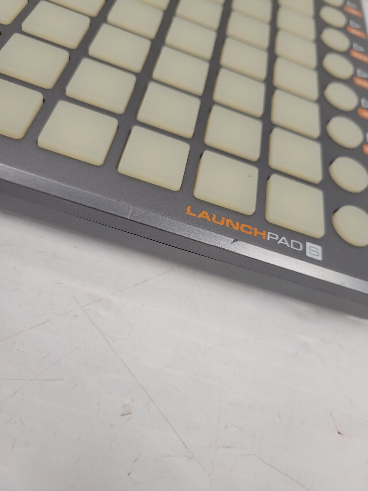 (60384-2) Novation Launch Pad S Midi Controller