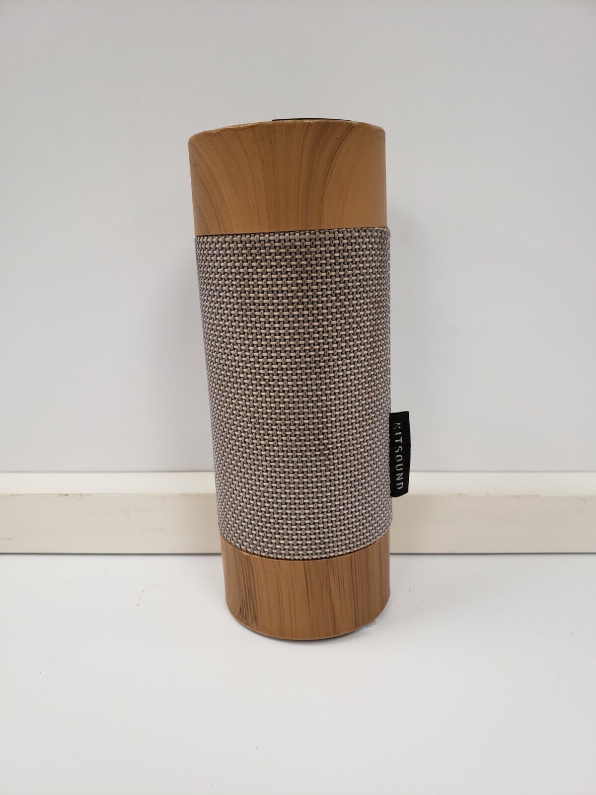 (65906-2) Kitsound KSDIGGIT Wireless Speaker