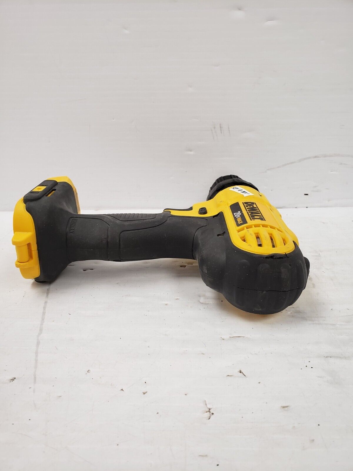 (65030-4) Dewalt DCD771 Drill