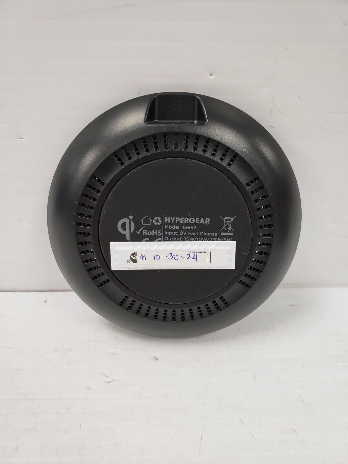 (67985-1) Hypergear 15652 Wireless Charger