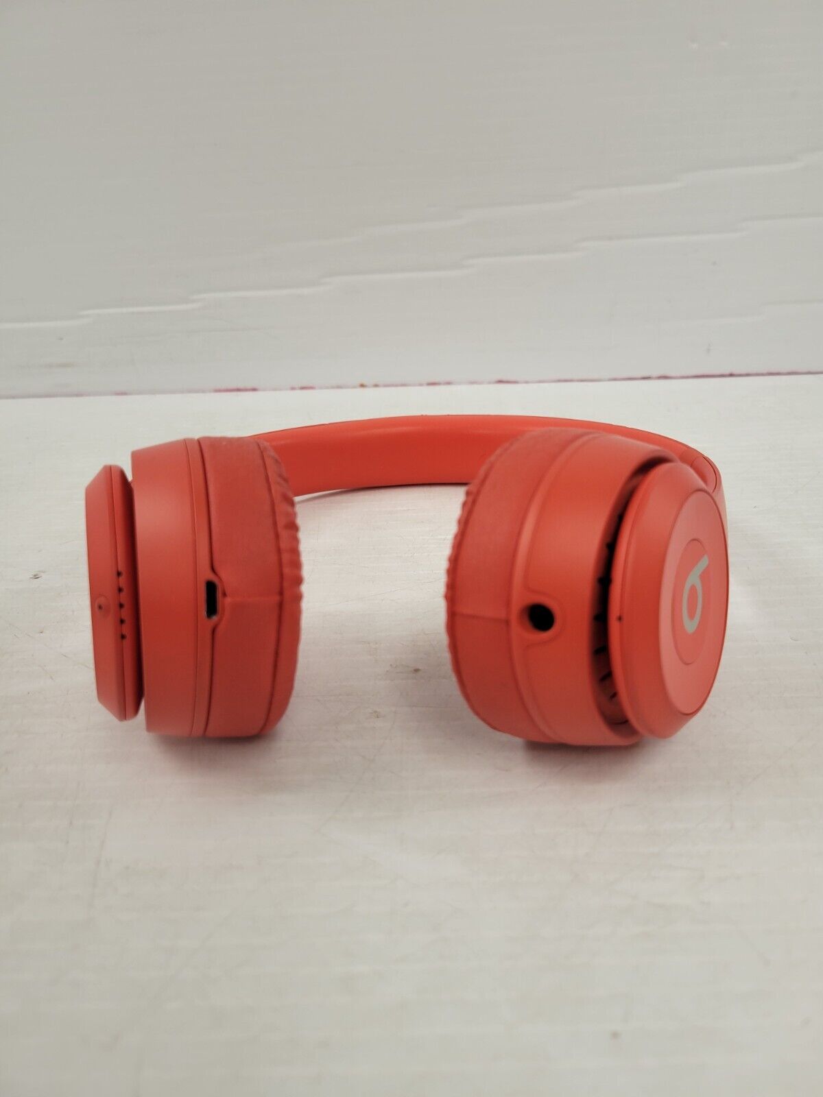 (54430-1) Apple A1796 Solo 3 Headphone