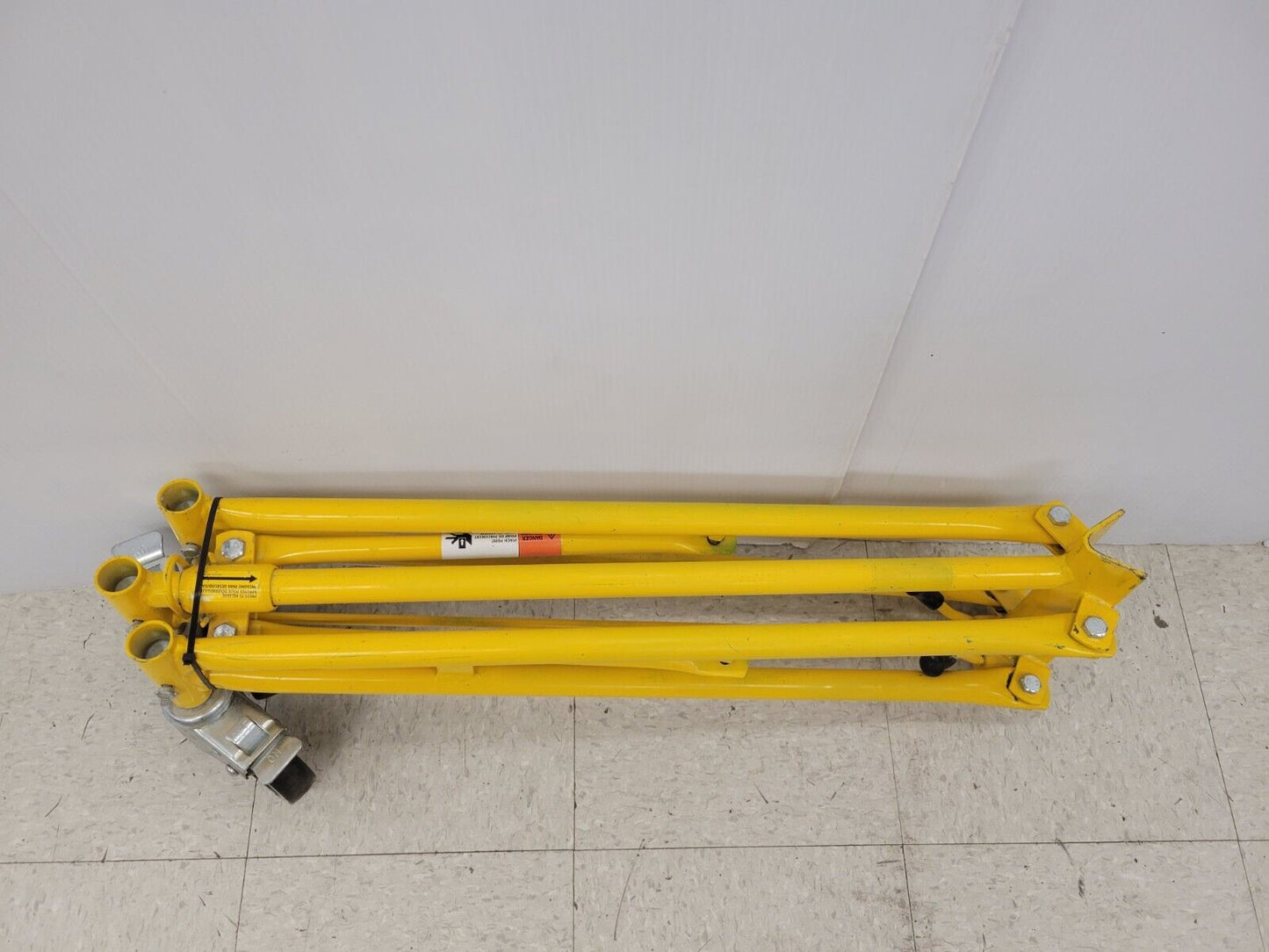 (45860-1) Metaltech I-UDPL Jobsite Series Drywall Lift