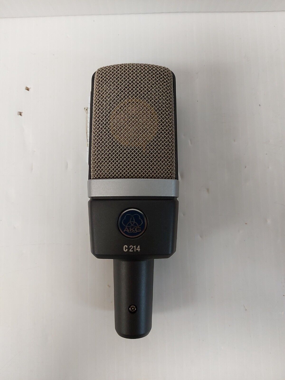 (N85106-1) AKG C214 Diaphragm Condenser Microphone