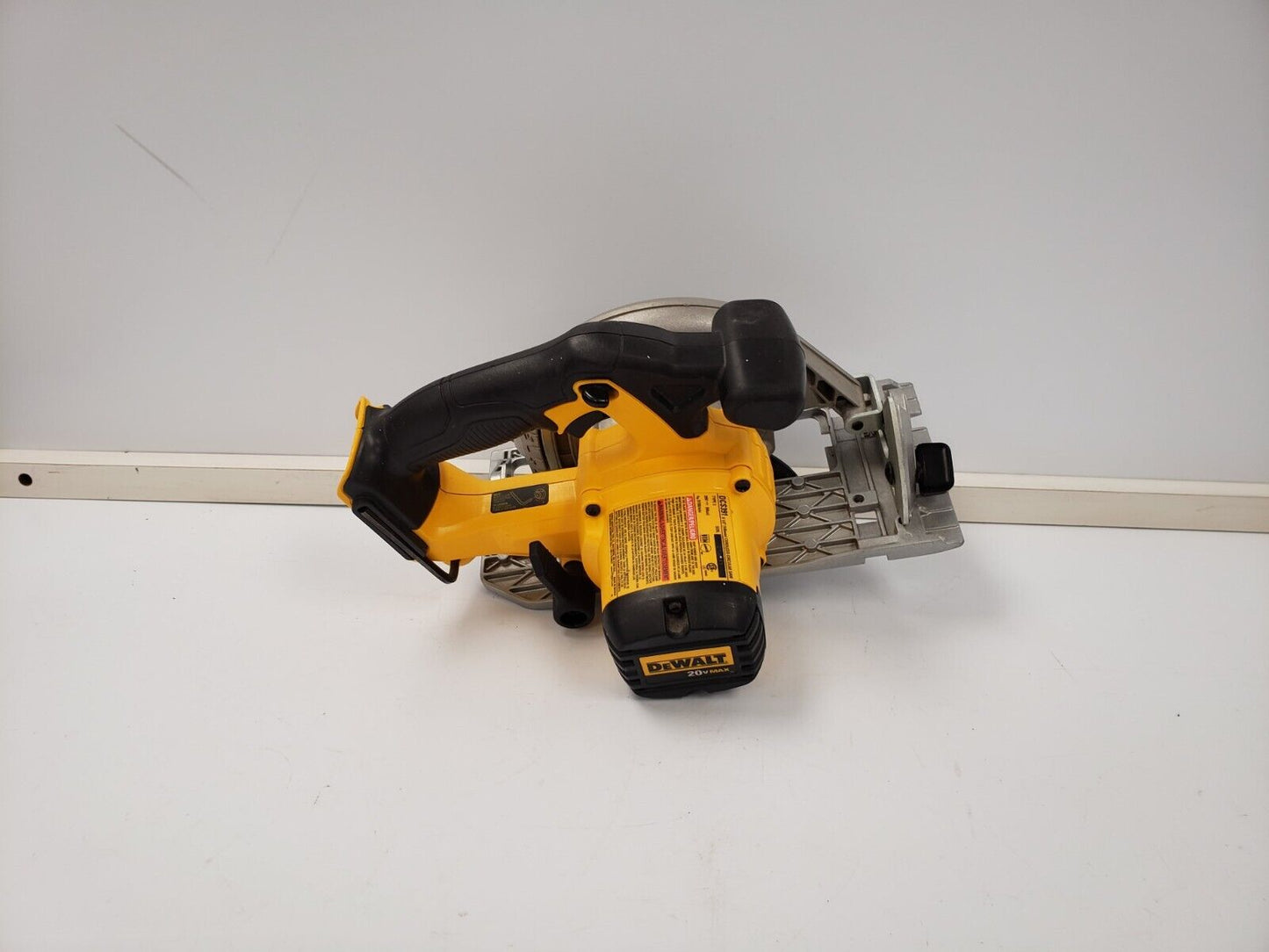 (70685-1) Dewalt DC8391 Circular Saw