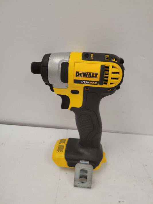(67601-4) Dewalt DCF885 Impact