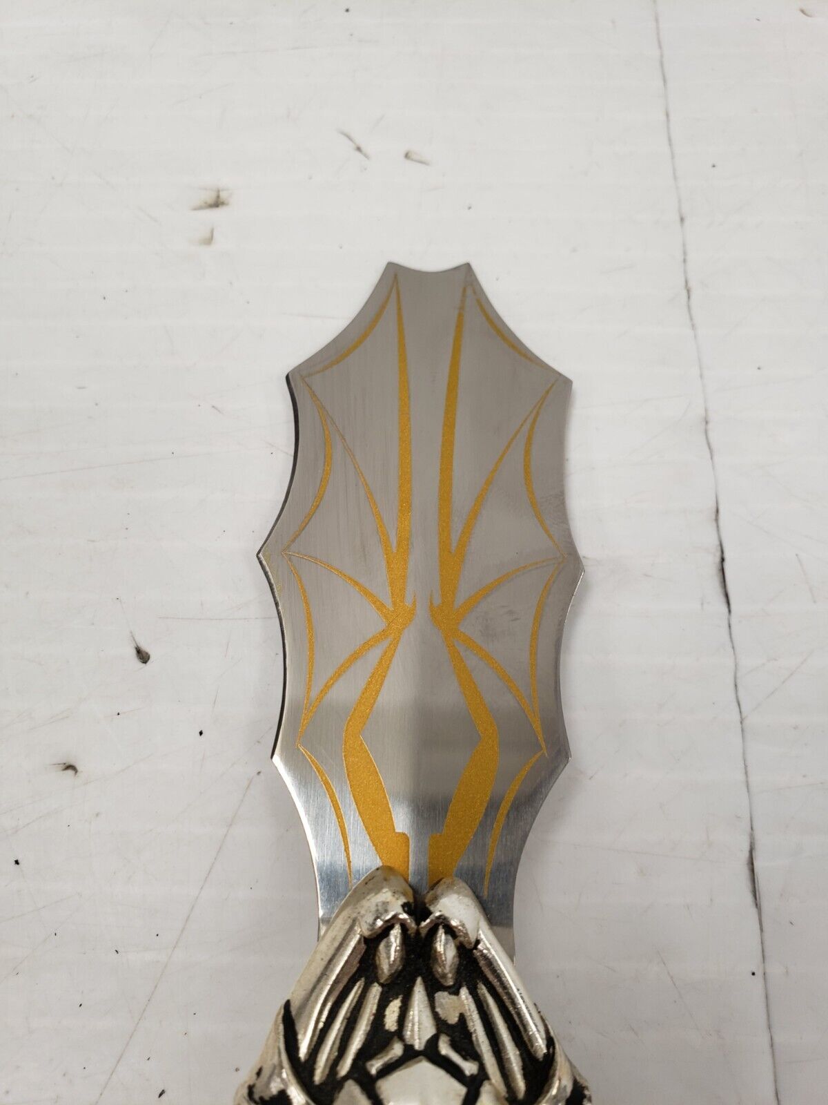 (I-35849) Franklin Mint The Goddess Of The Moon Knightstone Collection Knife