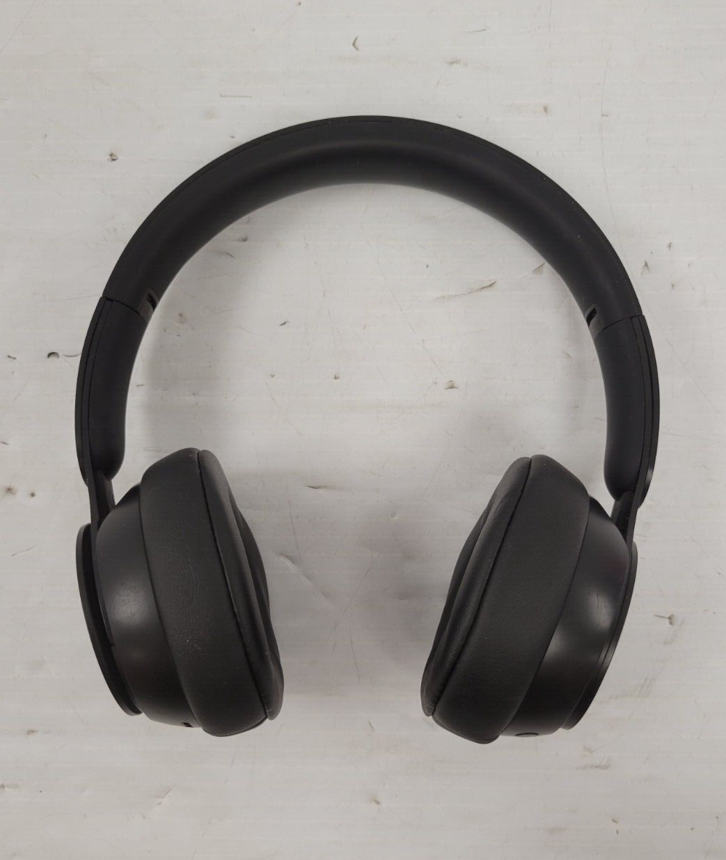 (67262-1) Beats A1881 Headphones