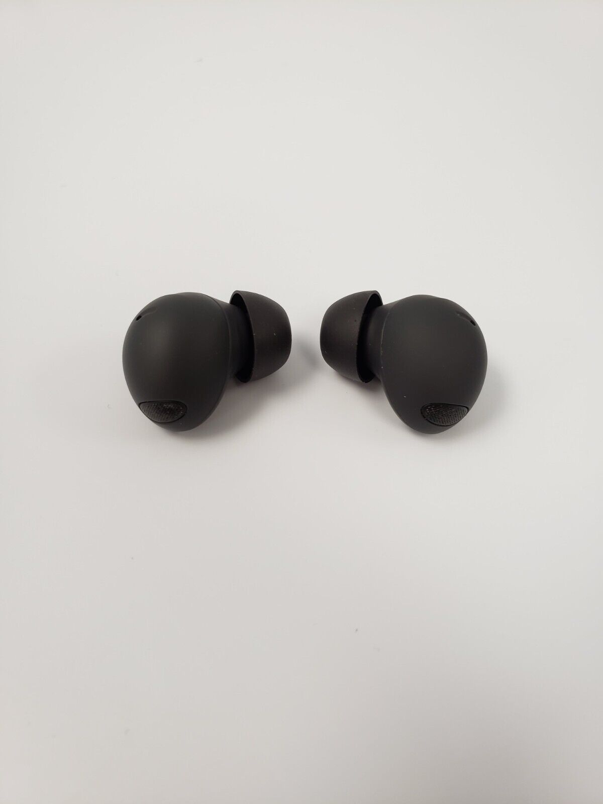 (69342-2) Samsung SM-R10N Ear Buds