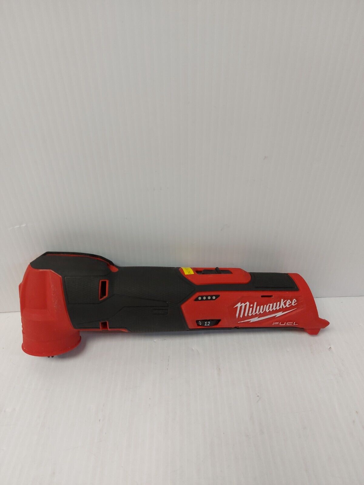 (N83536-13) Milwaukee 2526-20 Multi Tool