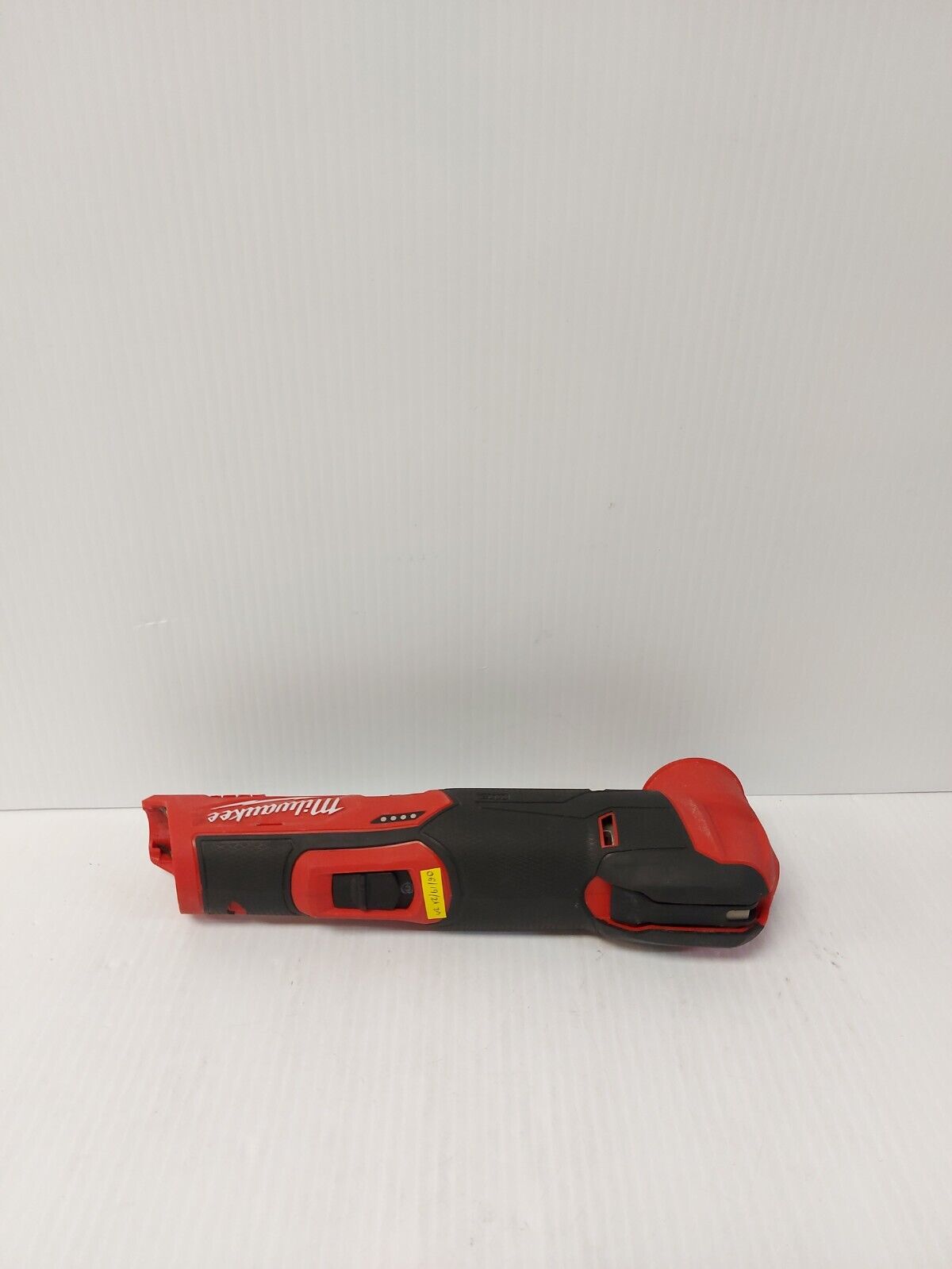 (N83536-13) Milwaukee 2526-20 Multi Tool