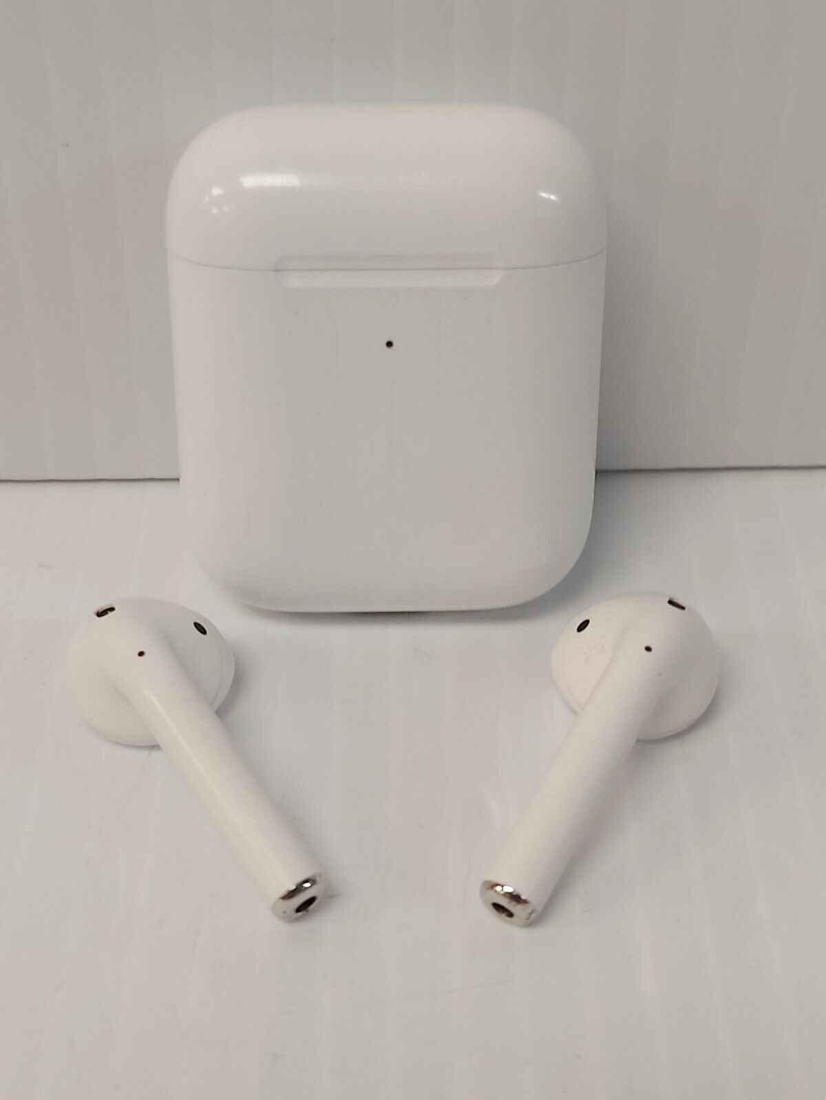 (N71861-1) Apple A1938 Airpods