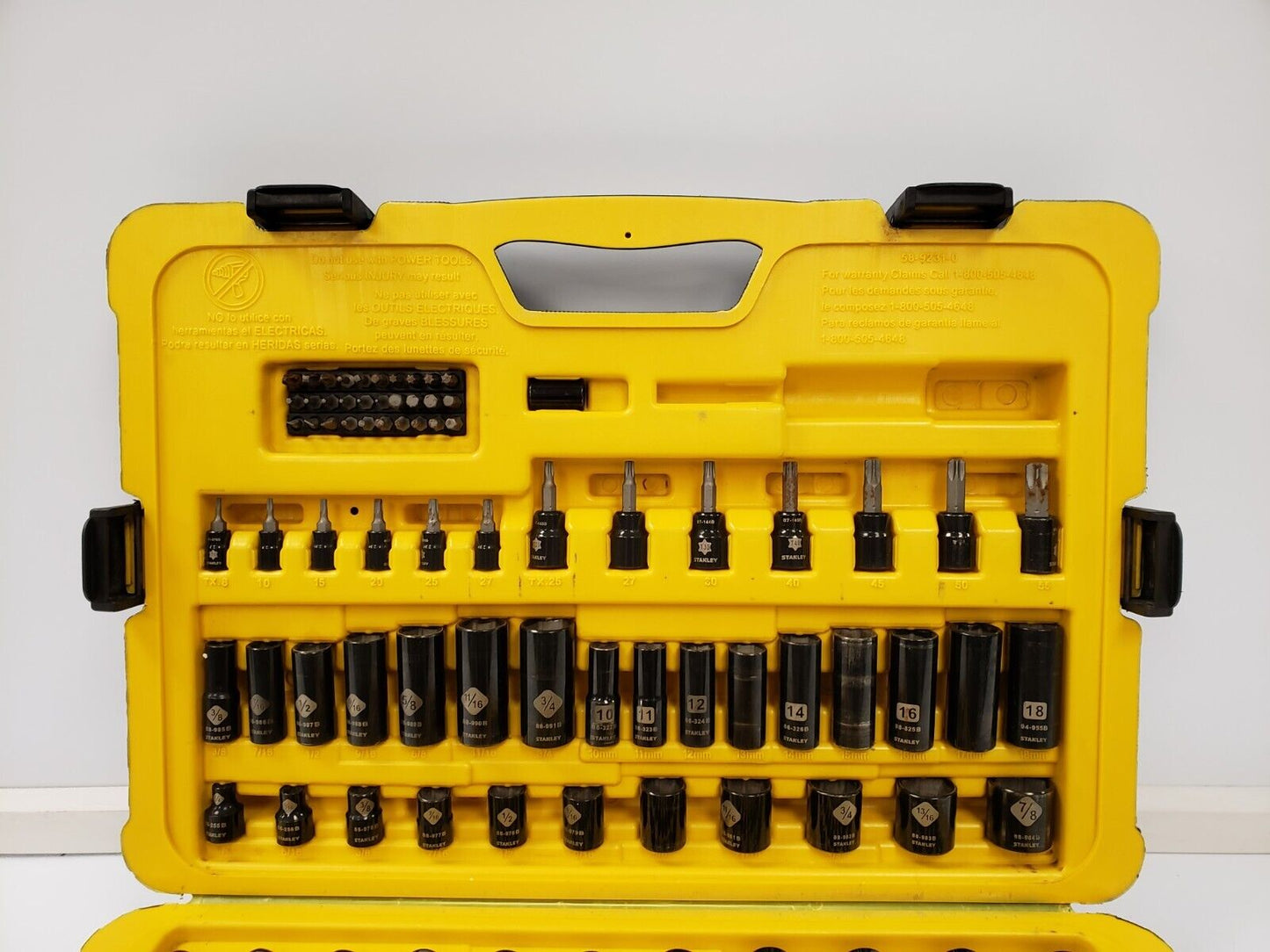 (I-36259) Stanley 58-9236-0 Socket Set-73 Piece