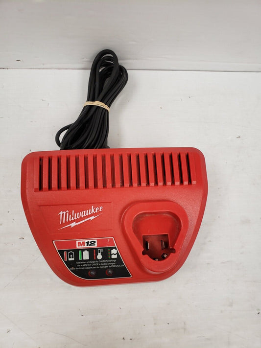 (61728-4) Milwaukee 48-59-2401 Charger