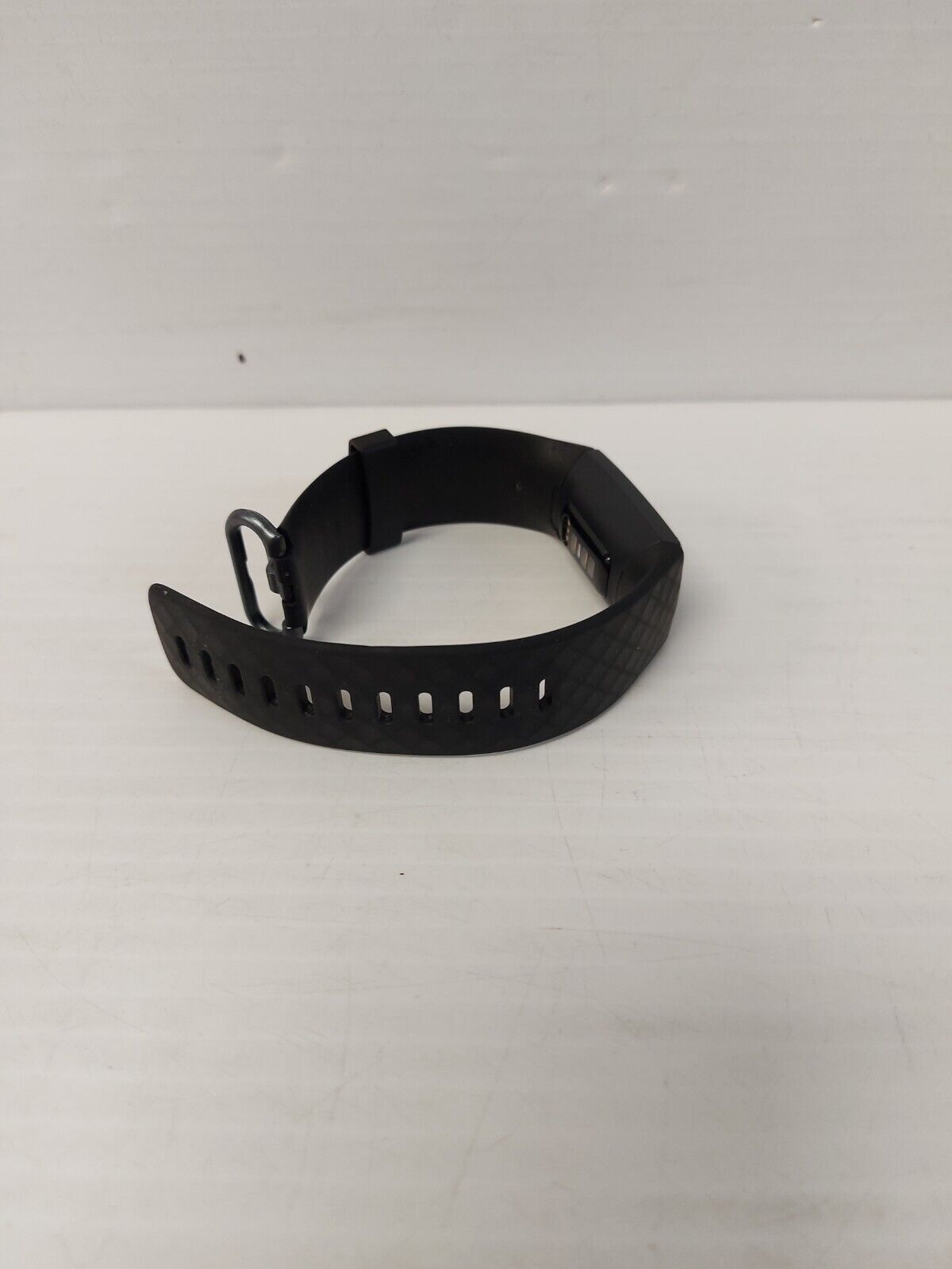 (N81663-2) Fitbit FB417 Smartwatch w/ charger