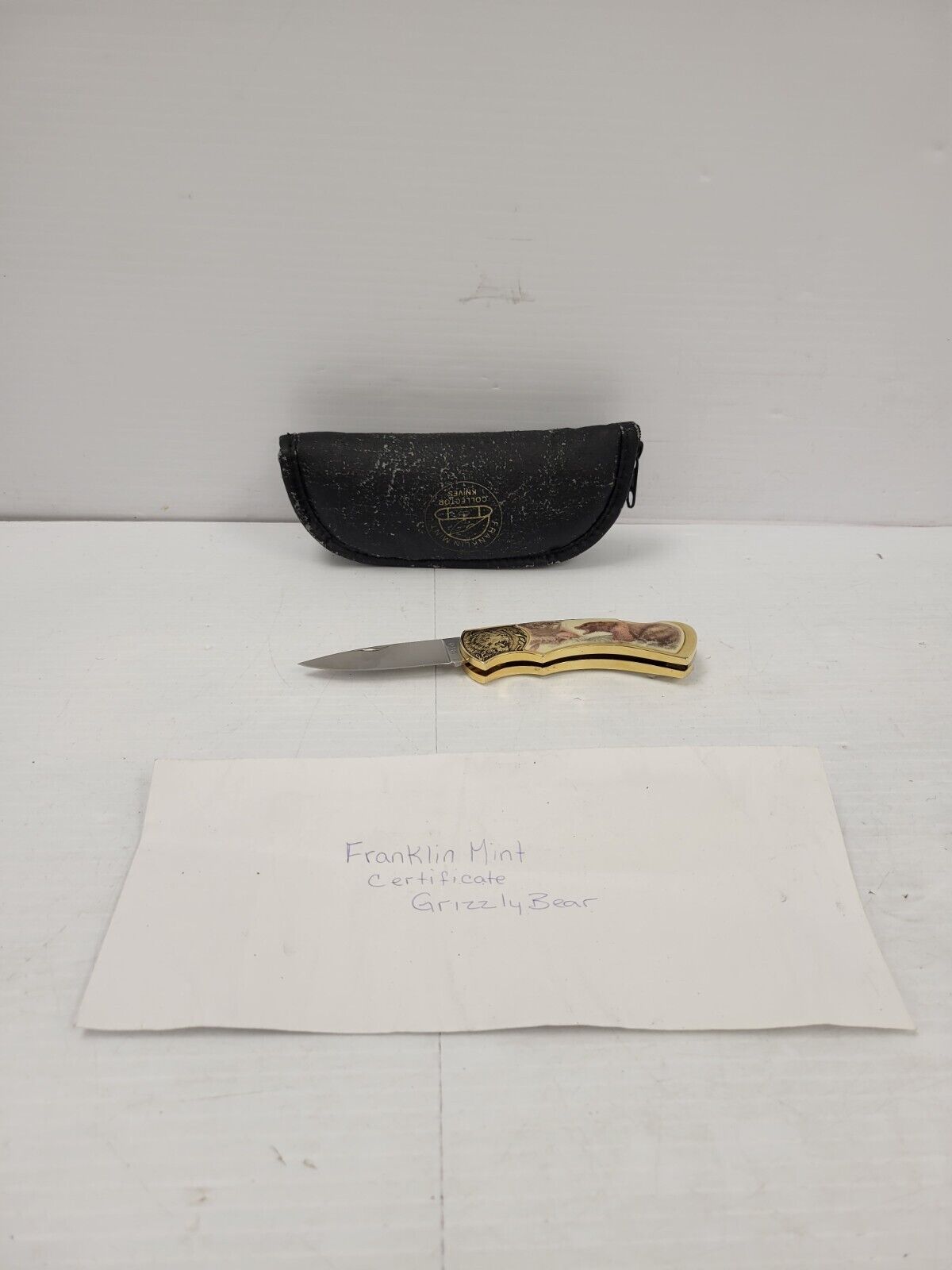 (54846-4) Franklin Mint Grizzly  Bear Knife