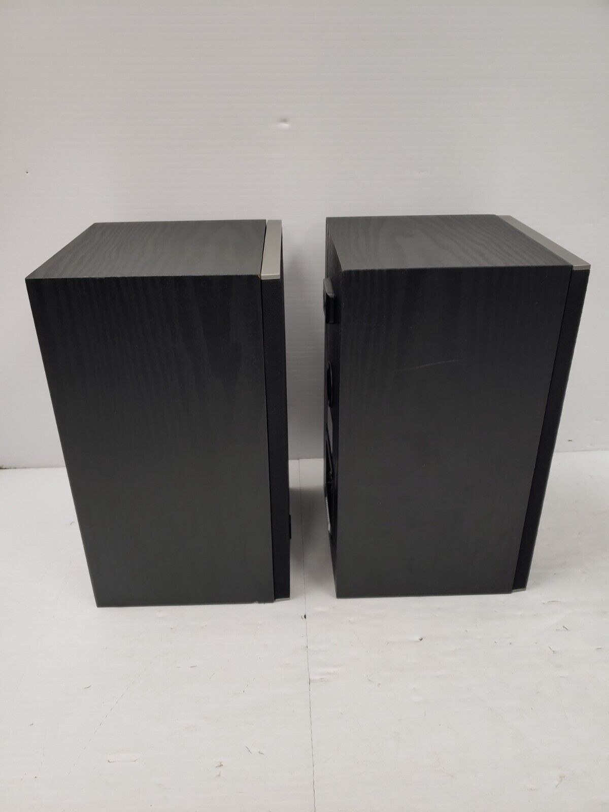 (62722-2) Soundstage Session 200 Bookshelf Speakers