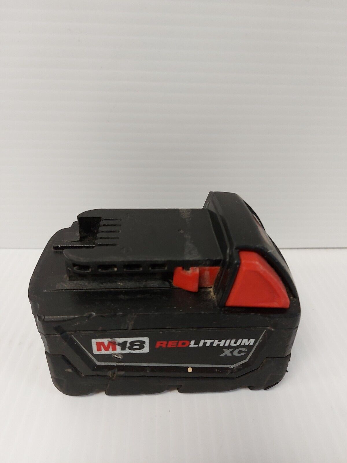 (N85368-1) Milwaukee 2656-20 18V 1/4" Hex Impact Driver