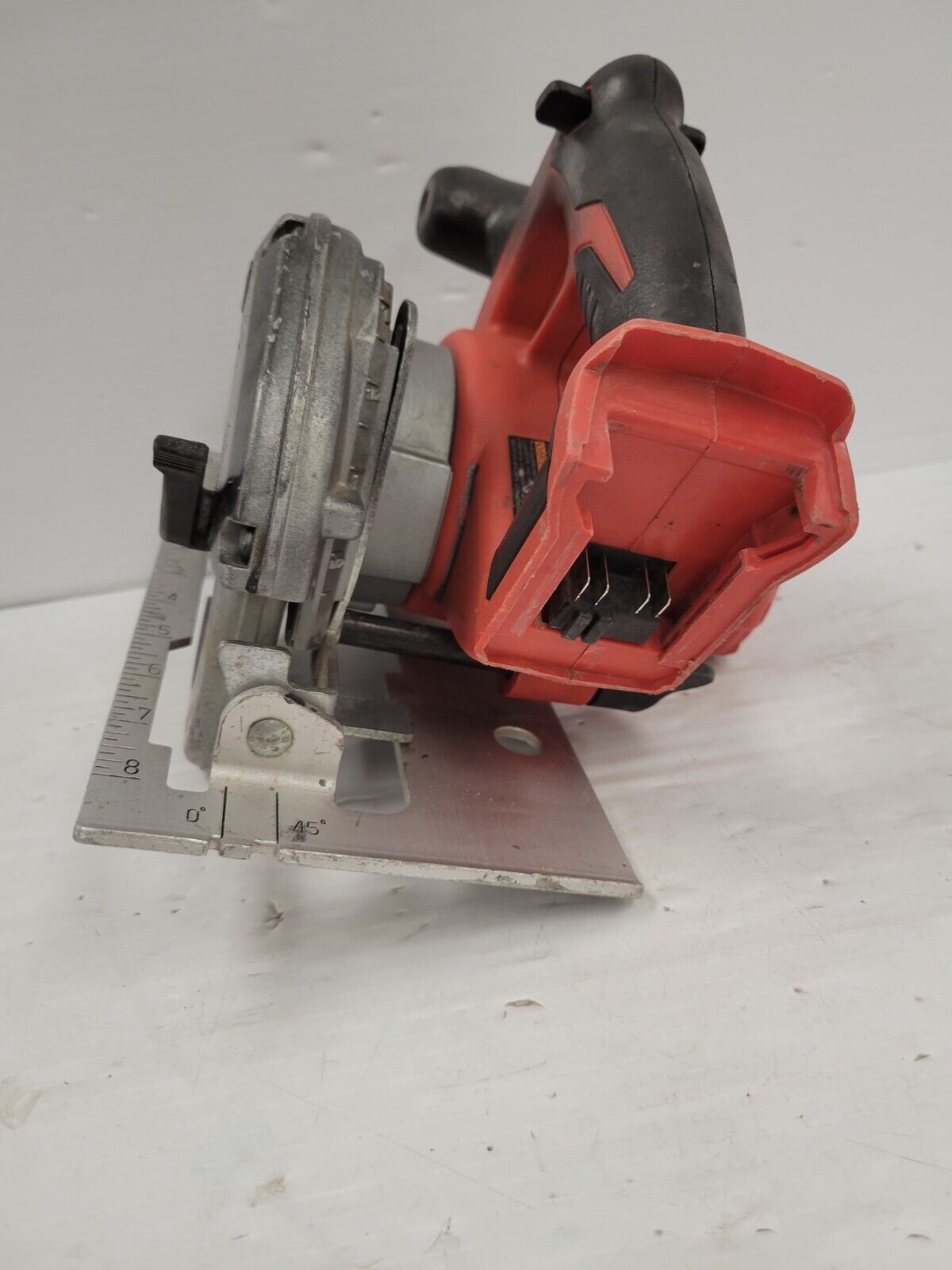 (66597-1) Milwaukee 2630-20 Circular Saw