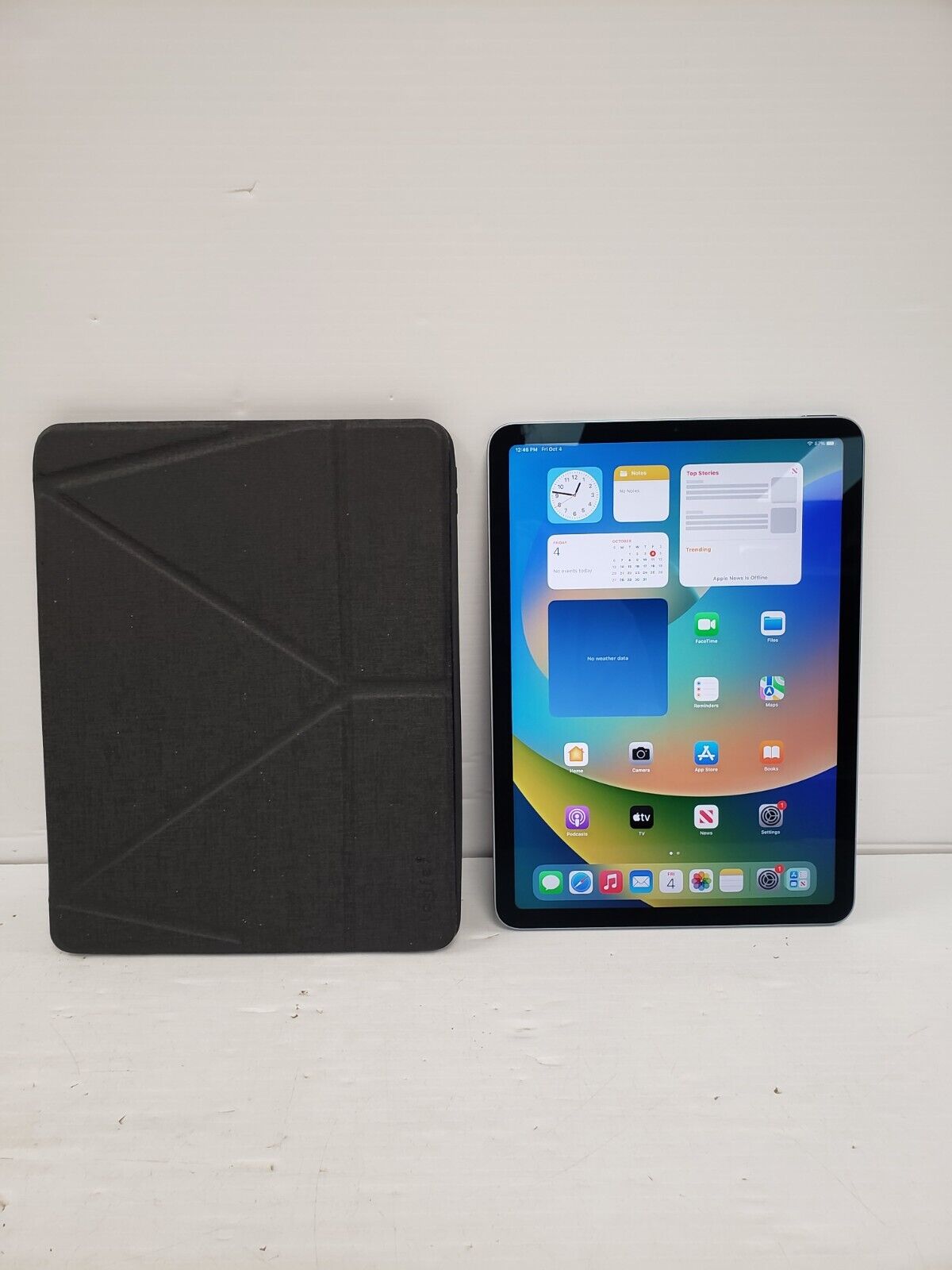 (61782-1) Apple MYFQ2ZP/A iPad Air - 4th Gen - 64GB