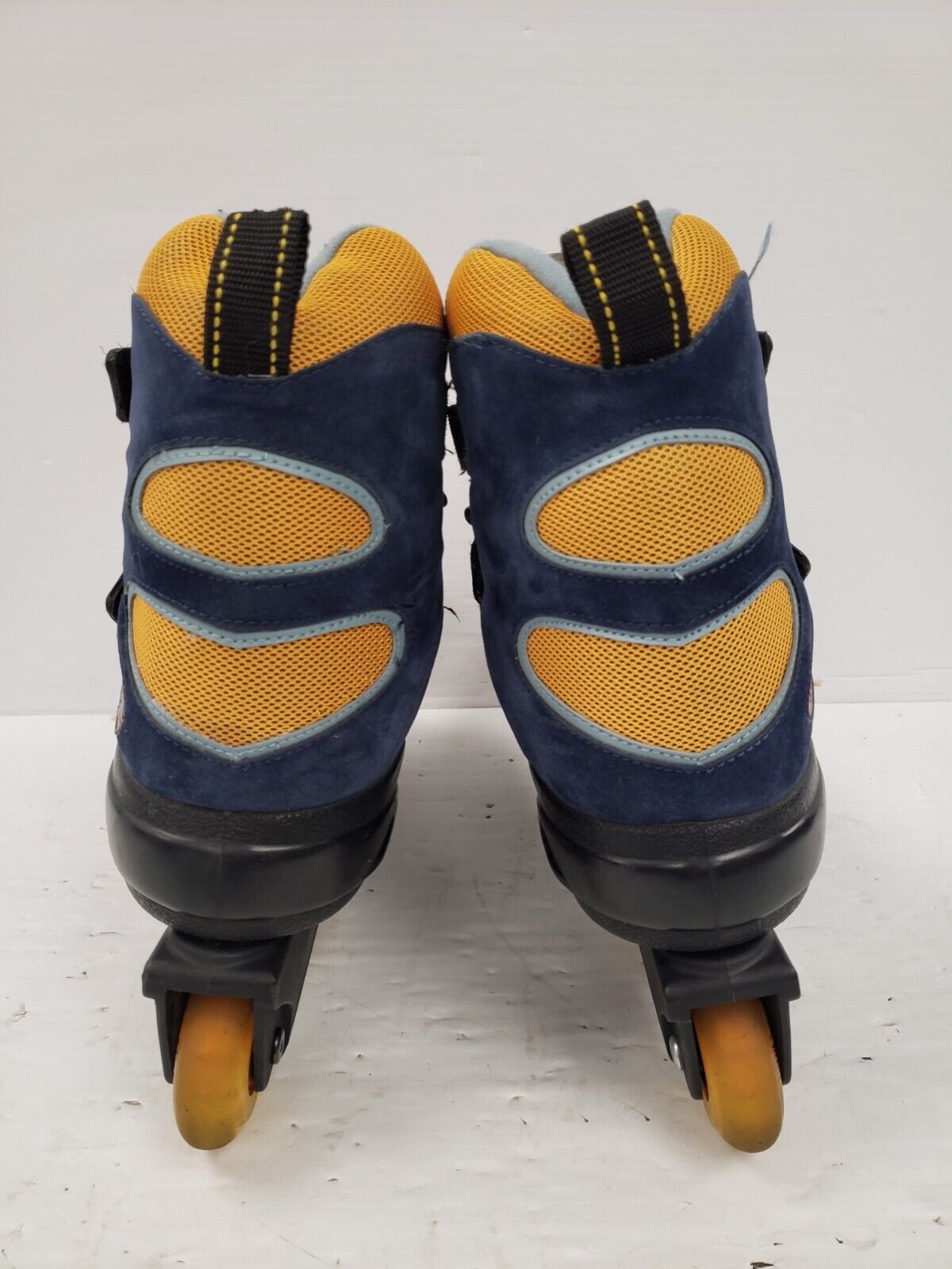 (65592-1) CCM Sienna ABE C3 Roller Skates - Size 12