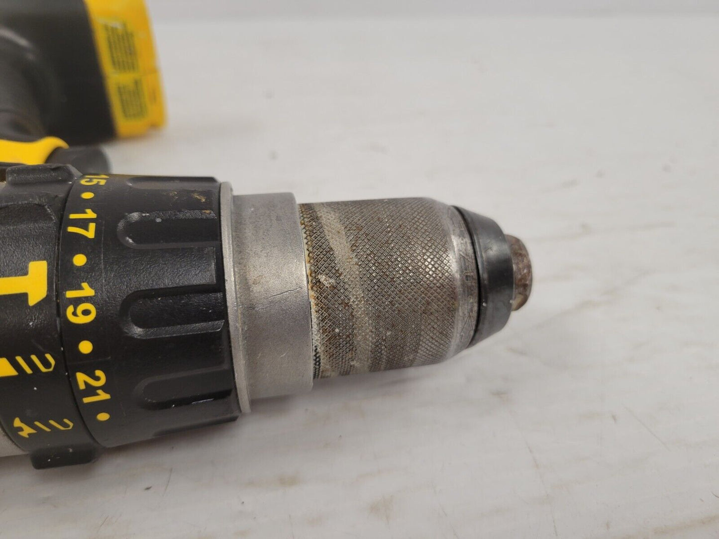 (69019-2) Dewalt DCD985 Drill