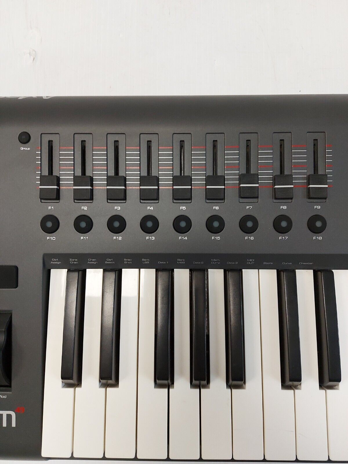 (N79708-1) M-Audio Axiom 49 Keyboard