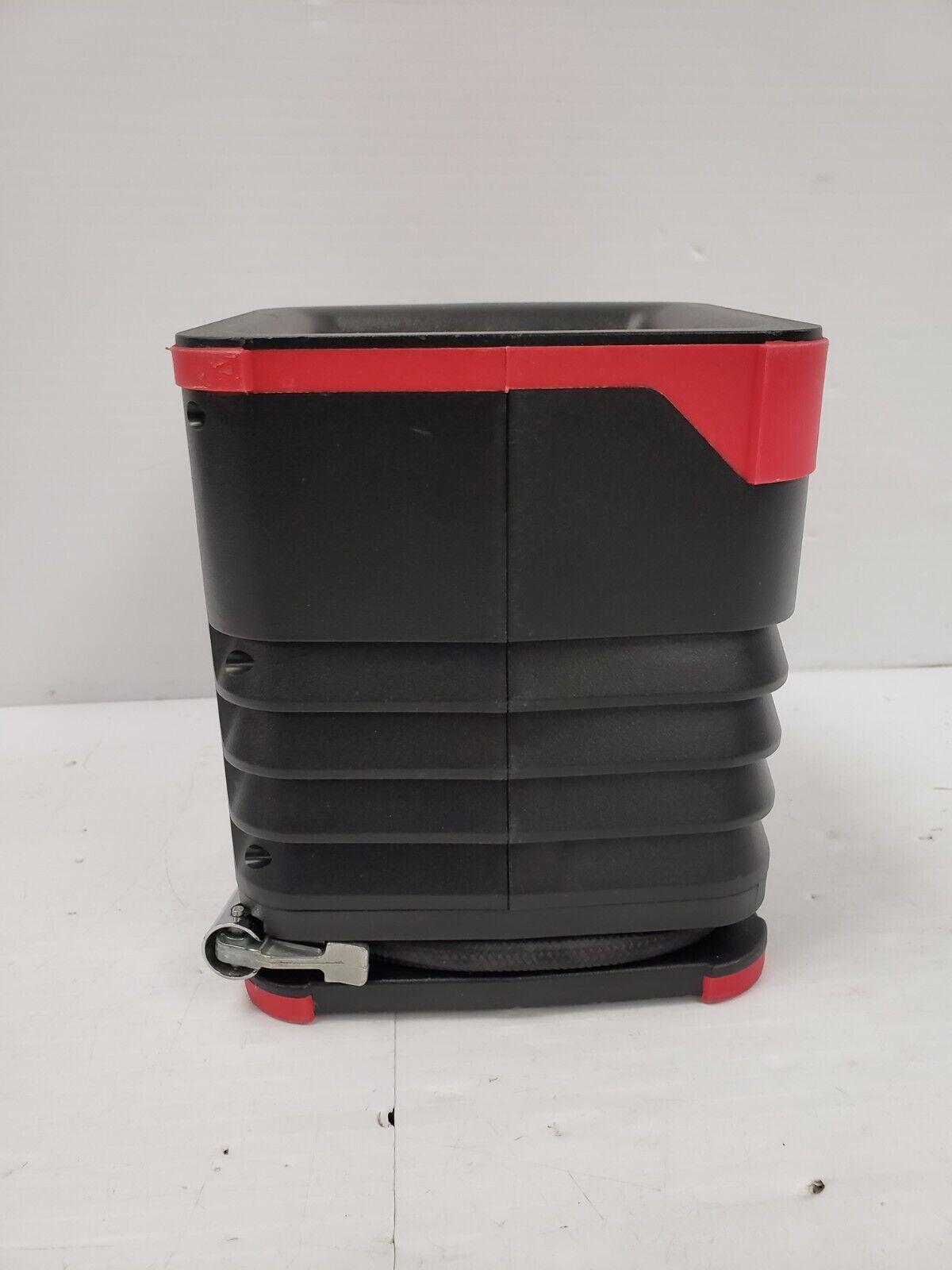 (65021-1) Motomaster 009-5204-8 Tire Inflator