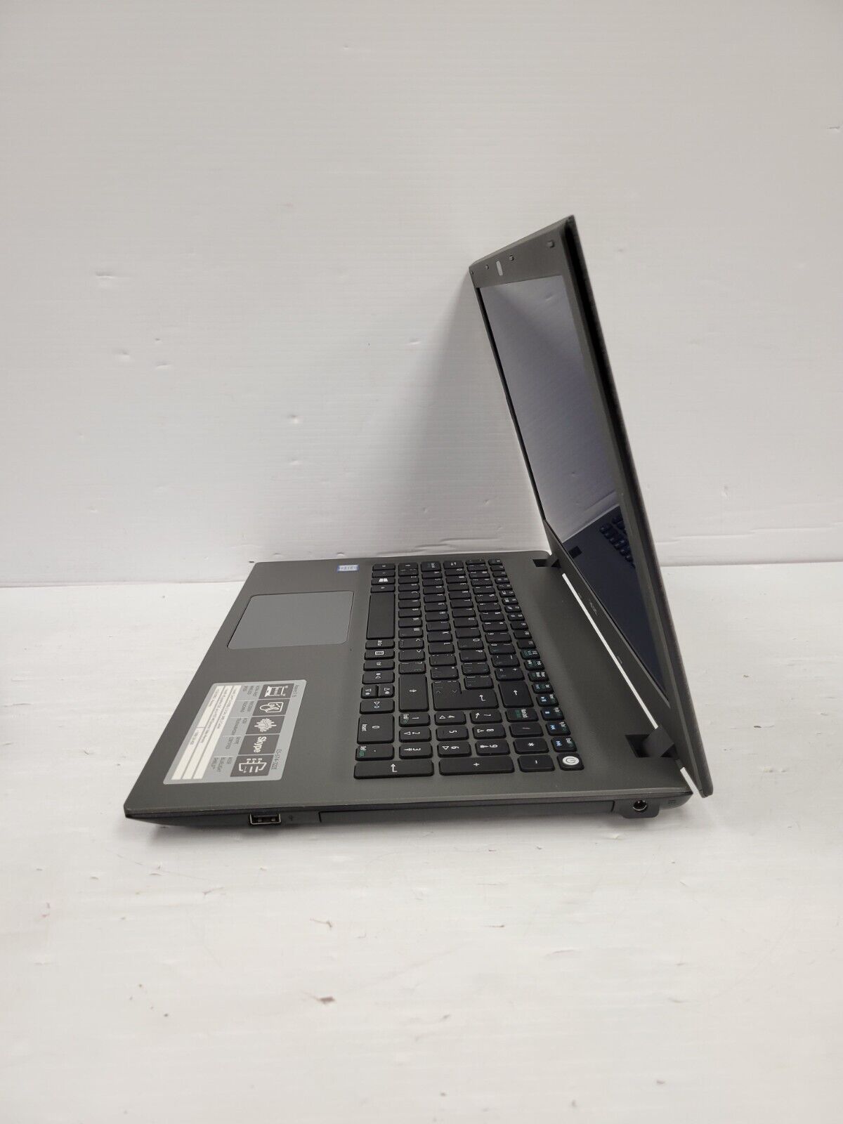 (50575-1) Acer N15Q1 Laptop