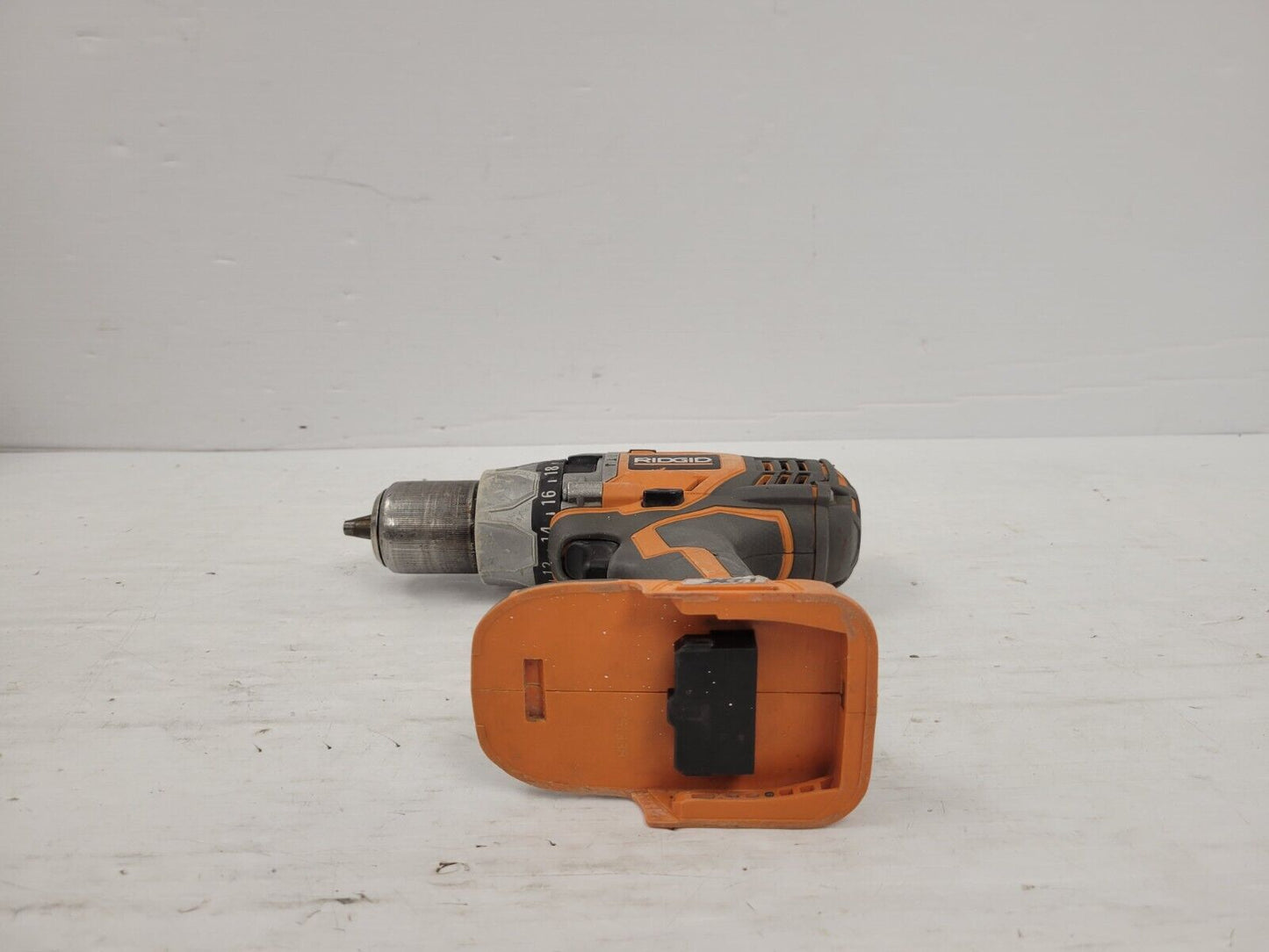 (67794-9) Ridgid R8611501 Drill